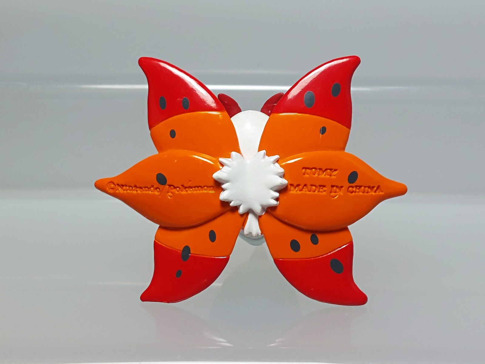 Volcarona Pokemon Monster Collection Figure Takara Tomy 2011 Japan E08 1.8in