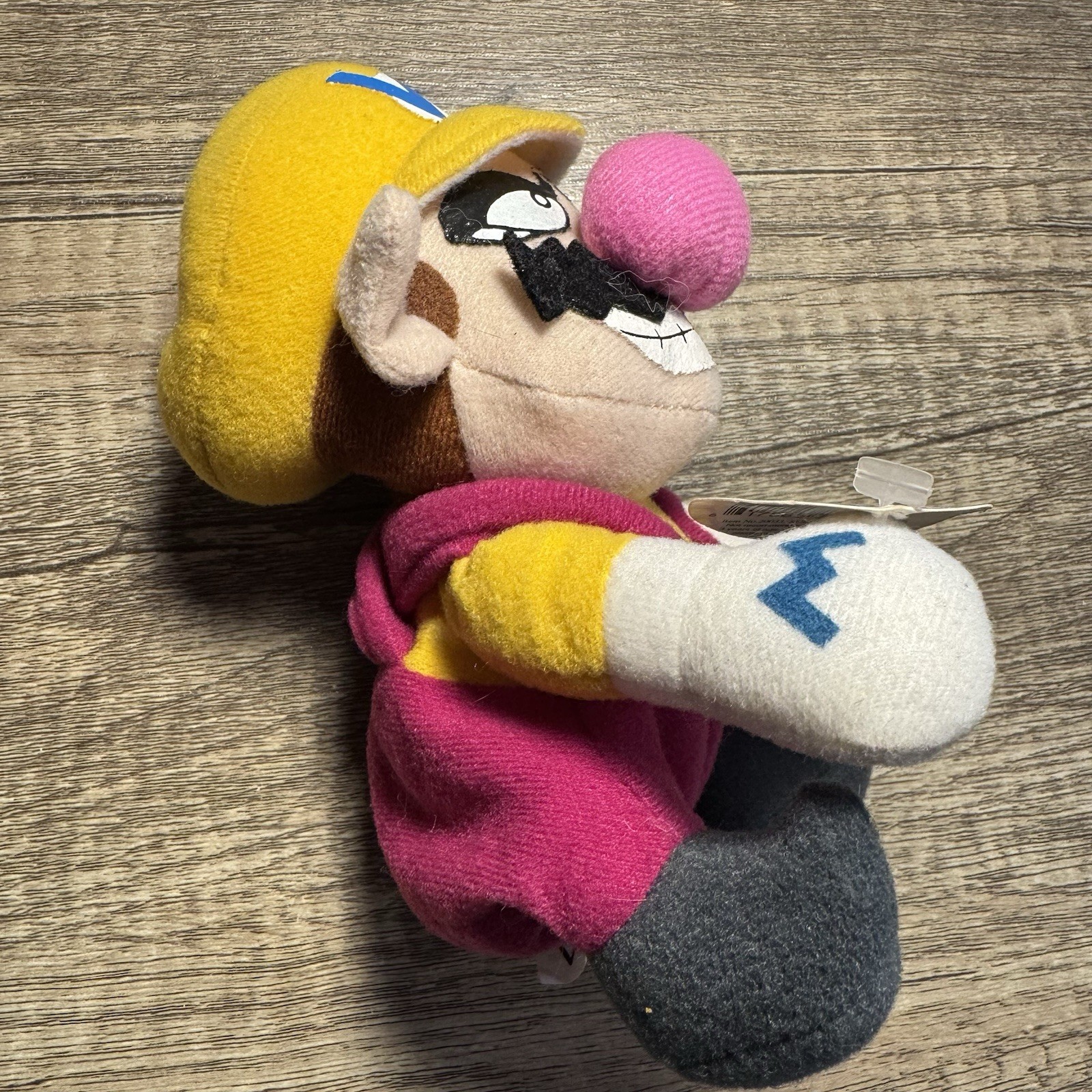 Vintage 1997 BD&A Nintendo Wario Bean Bag Plush Doll Toy w/Hang Tag NWT Mario 64