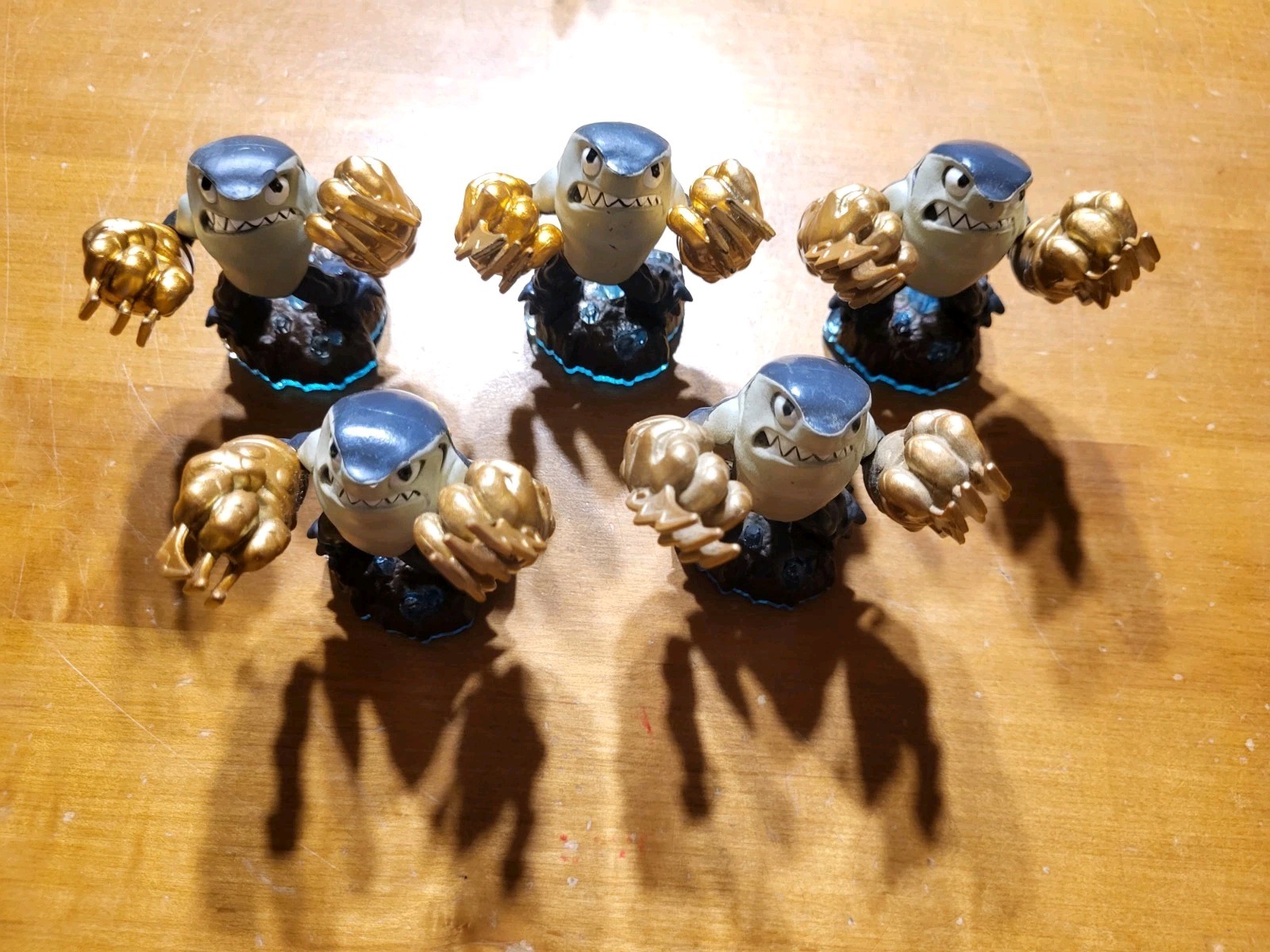 LOT 74 Skylanders Swap Force Terrafin Scorp Rip Tide Zoo Lou Elf Wash Buckler