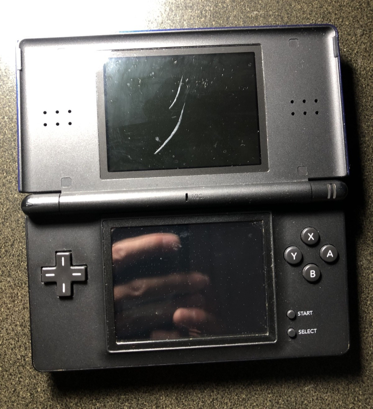 Nintendo DS Lite Blue w/ 1 game – No Charger/Stylus/GBA port Cover – Loose hinge