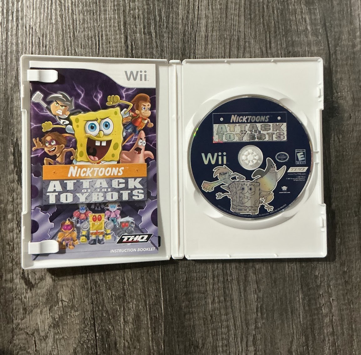 Nicktoons: Attack of the Toybots (Nintendo Wii, 2007) Complete In Box Tested!