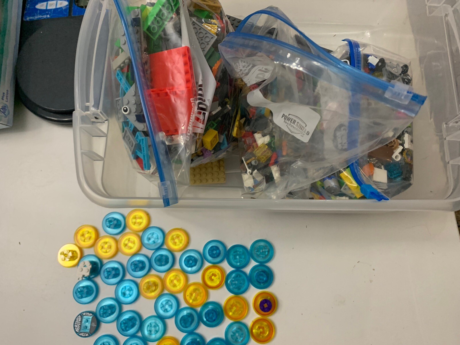Lego Dimensions 4.2 Lbs Mixed Lot Beetlejuice Adventure Time Simpson No Figures