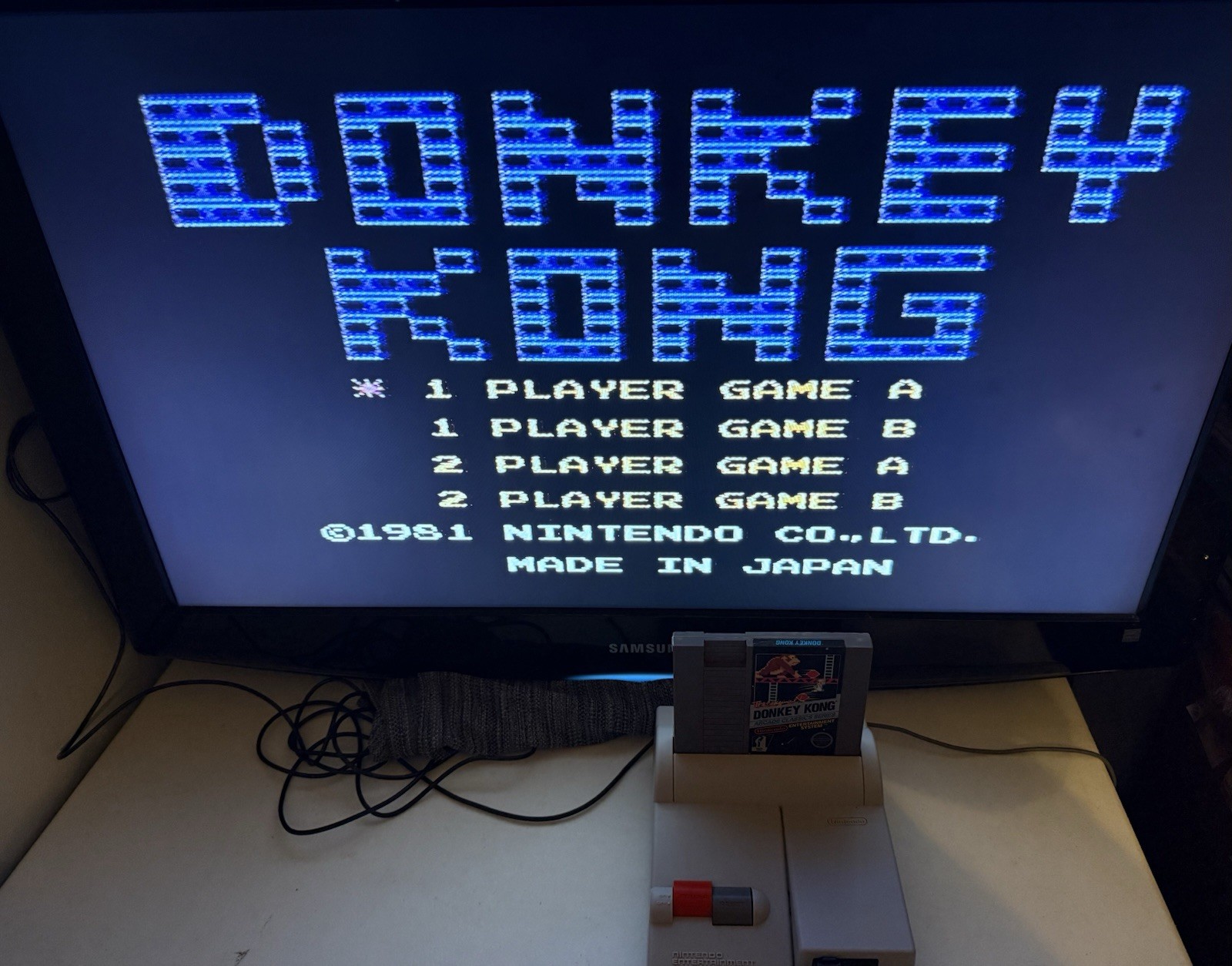 Donkey Kong 5-Screw CART ONLY (Nintendo, NES 1986) Tested Combine Shipping🔥