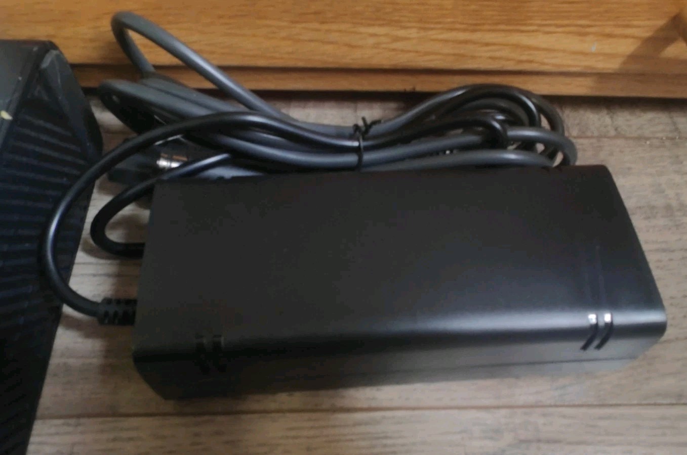 ⭐Microsoft Xbox 360 E 250GB HDD model 1538 + 4 Controller & 9 Game Bundle ⭐