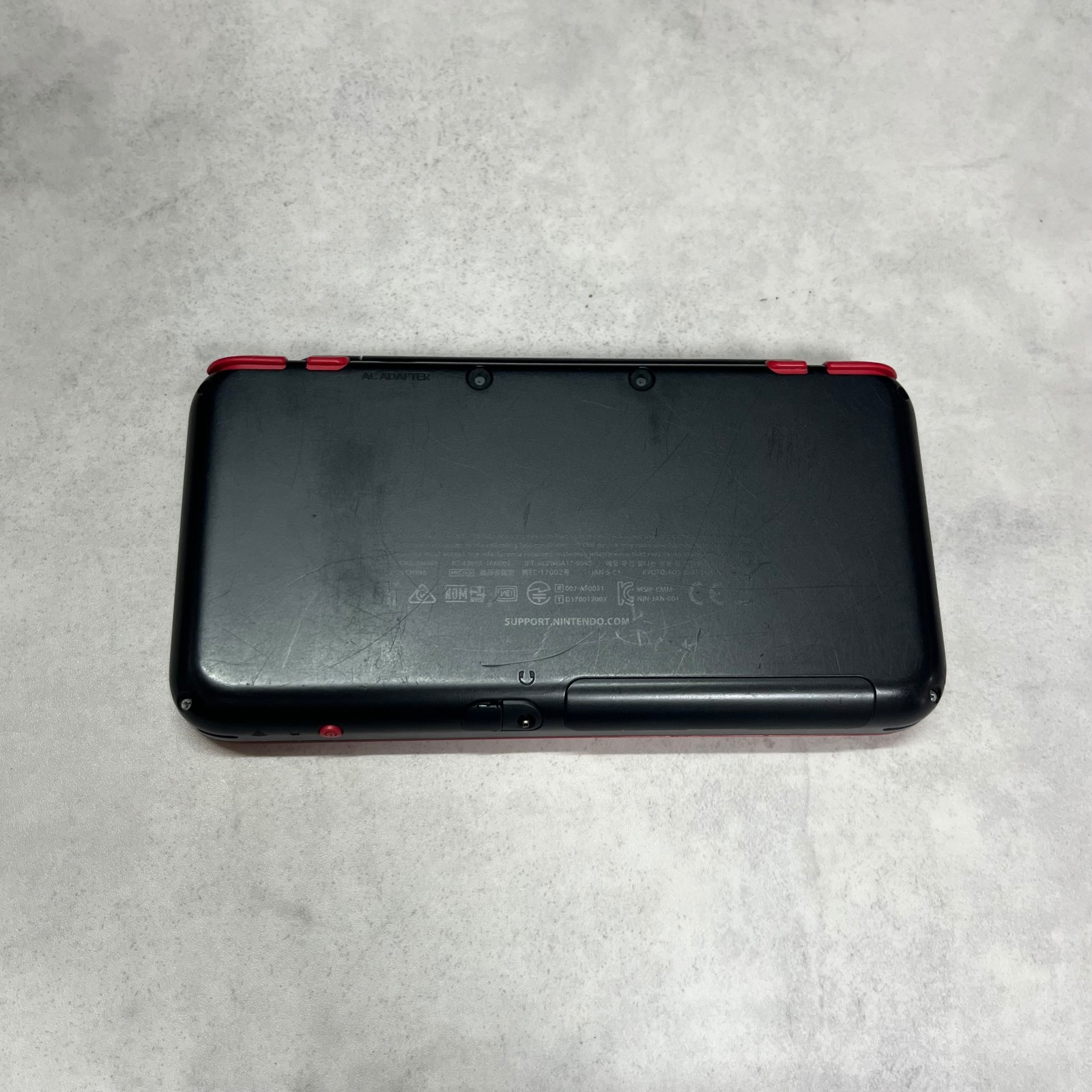 New Nintendo 2DS XL LL Mario Kart 7 Red Black Console Stylus Working Tested Good