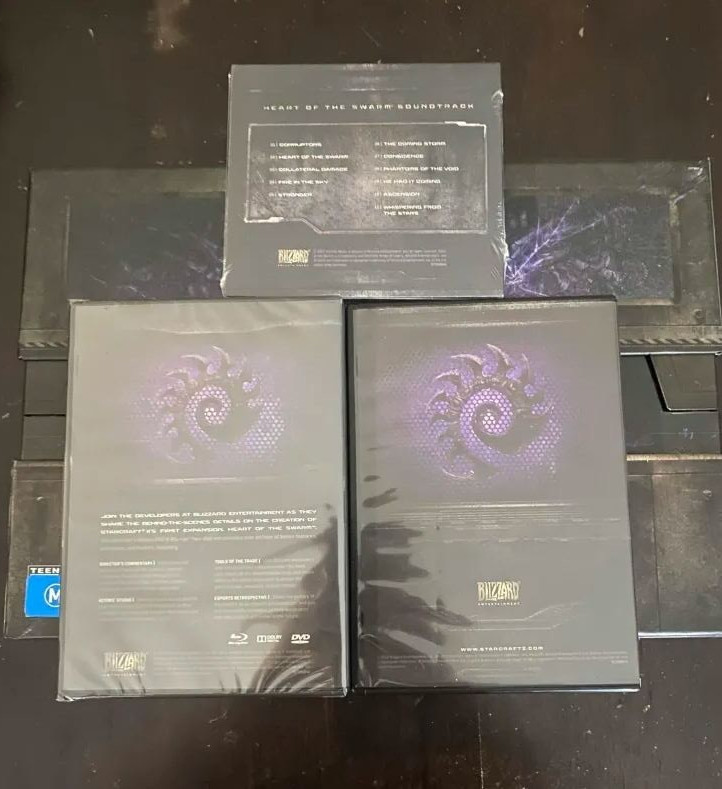 Starcraft 2: Heart of The Swarm Collector’s Edition (not sure if codes redeemed)