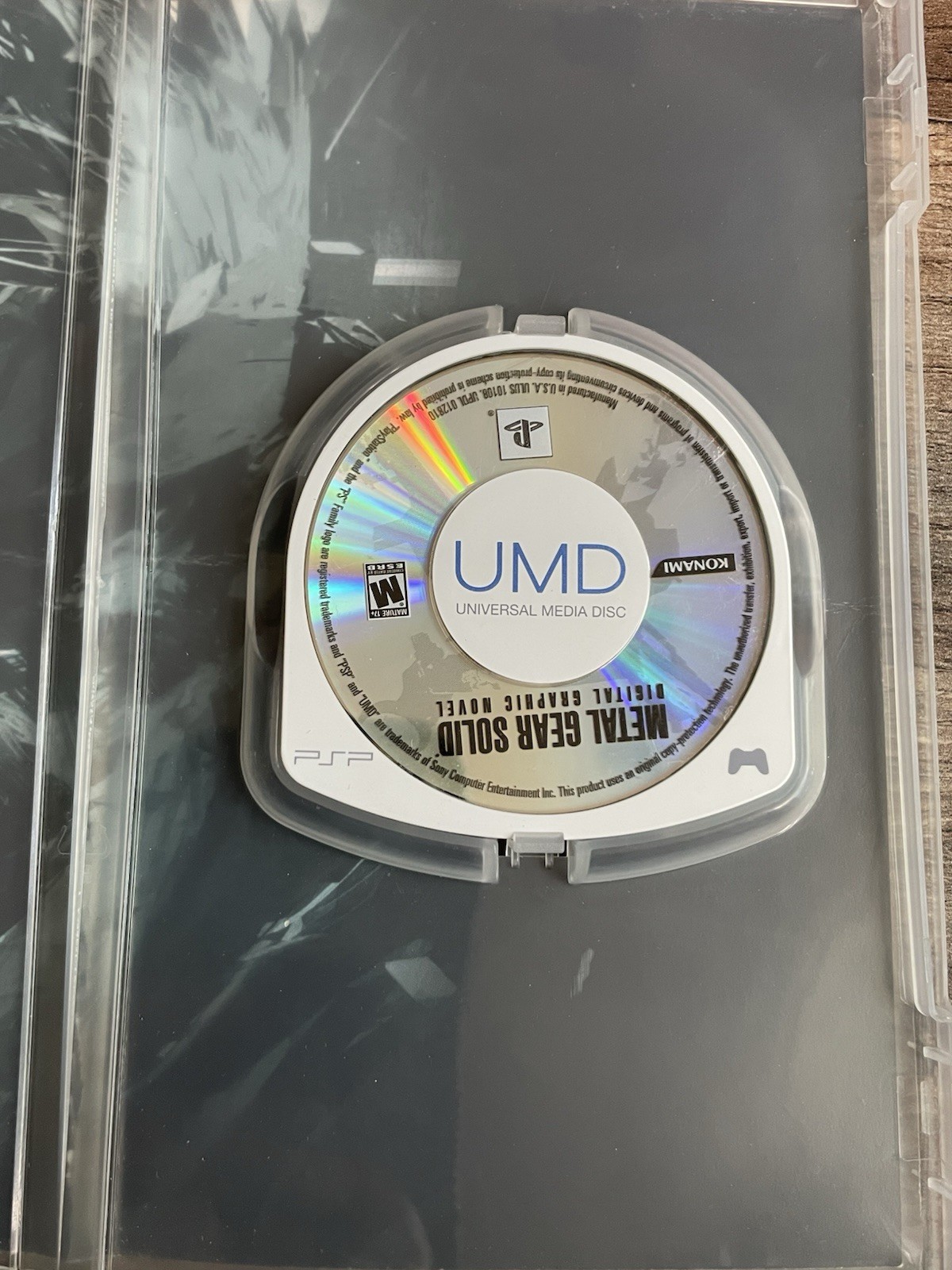 Metal Gear Solid: Digital Graphic Novel Sony PSP 2006 Disc And Case