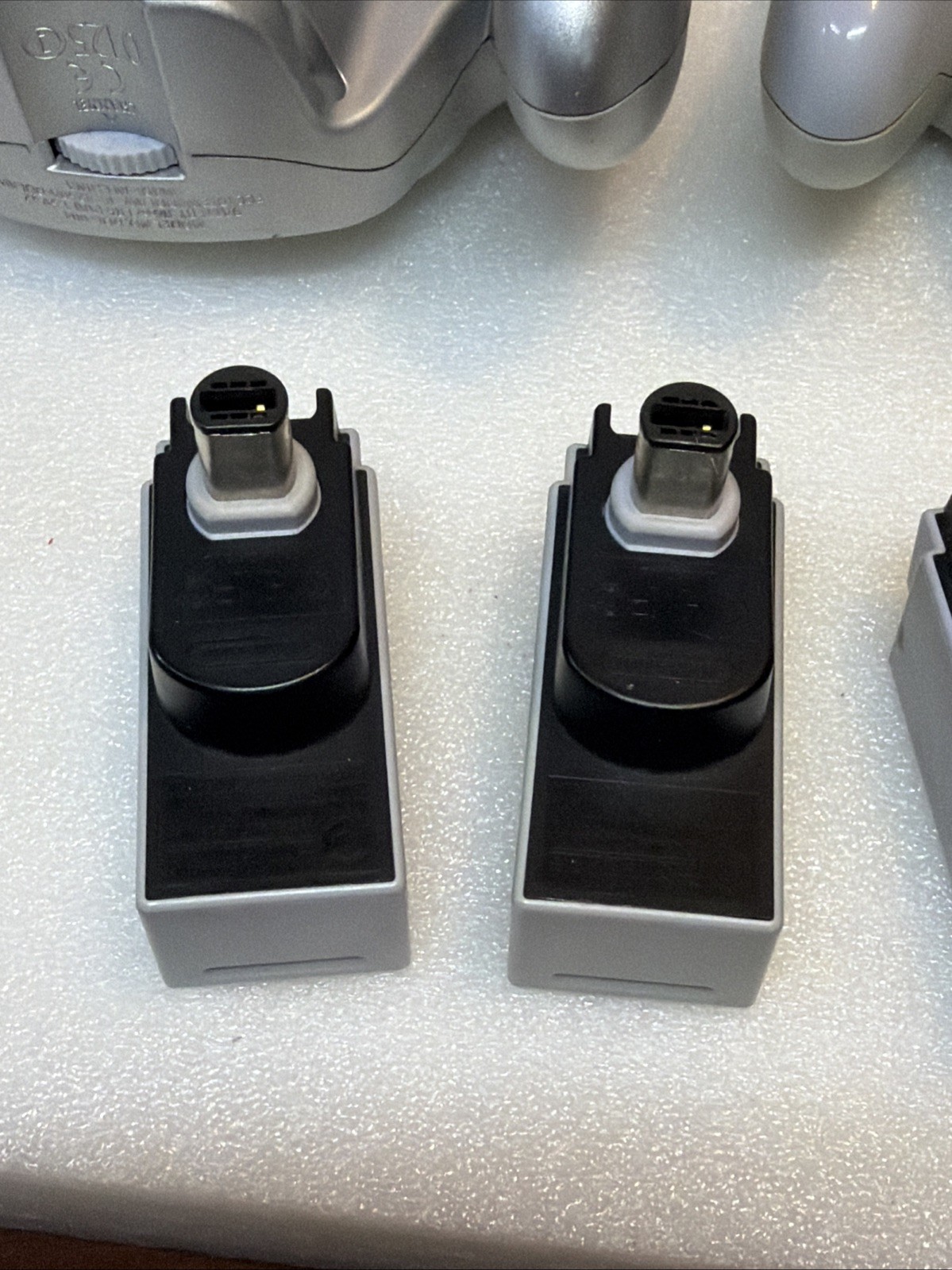 Lot Of 4 Nintendo GameCube Platinum Wavebird Controllers with Receivers UNTESTED