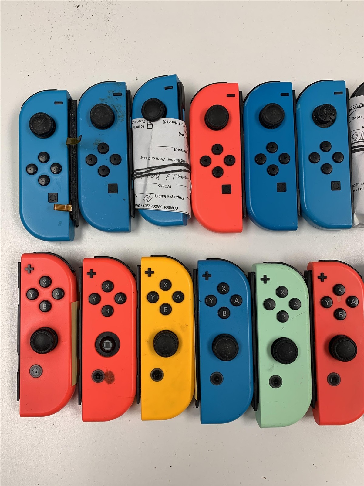 Bulk Lot 40 Nintendo Switch Joy-Con Controllers OEM Damaged Not Working Parts
