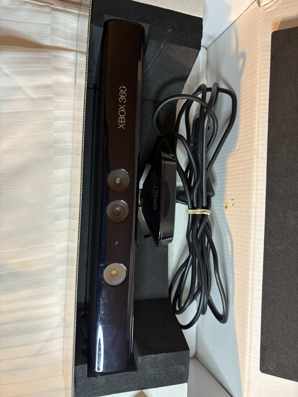 Microsoft Xbox 360 Kinect Sensor Motion Camera, Wired Cable, Black, Box
