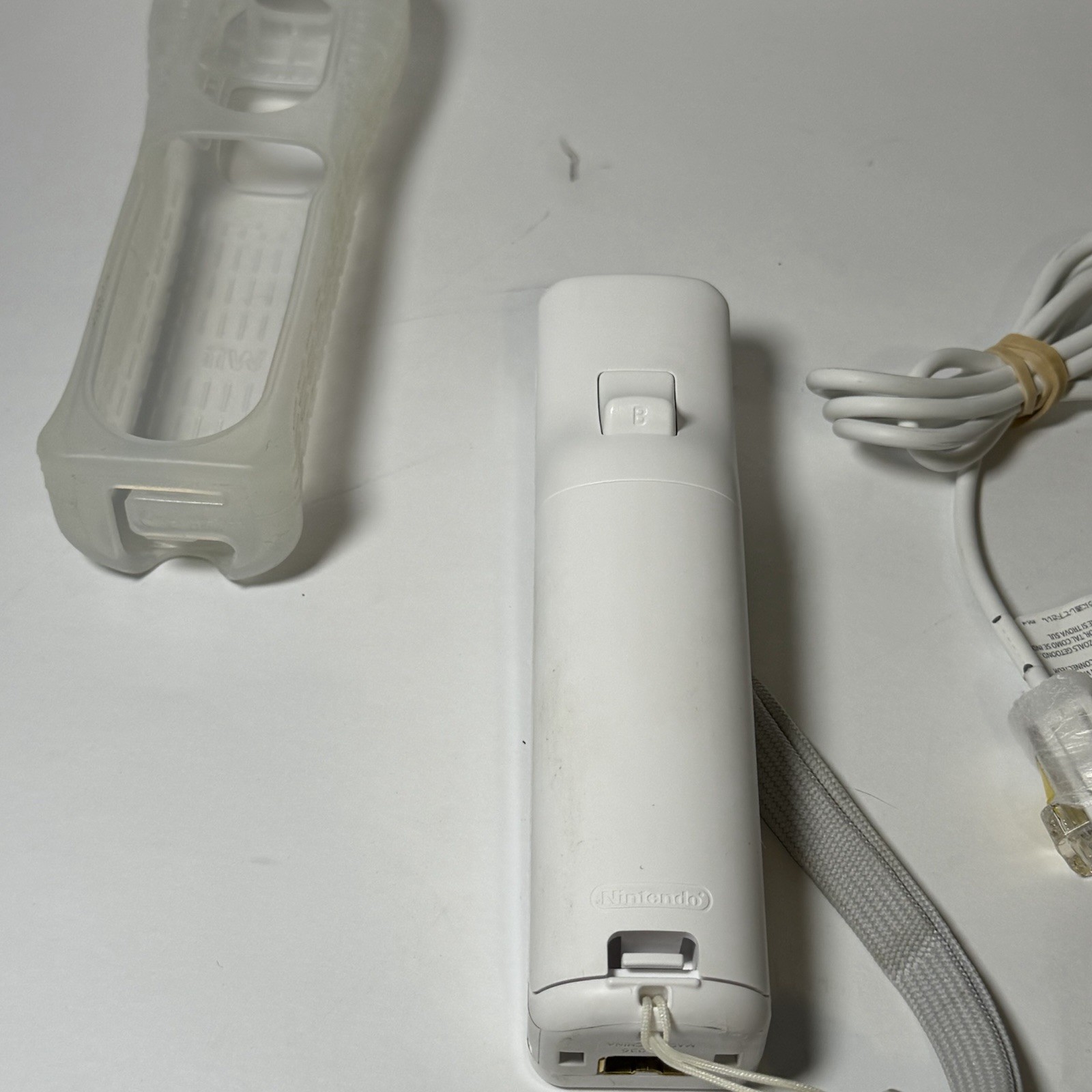 Nintendo Wii RVL-036 Motion Plus White Remote Controller Cover & Nunchuck Tested