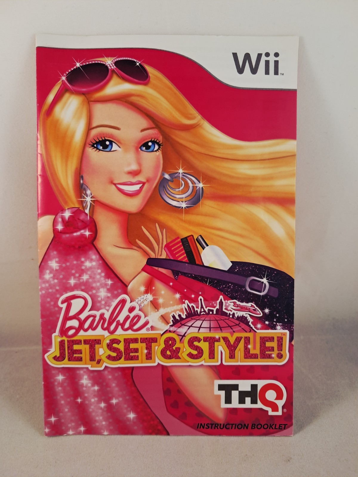 Barbie: Jet, Set & Style (Nintendo Wii, 2011) Complete w/ Manual CIB Tested