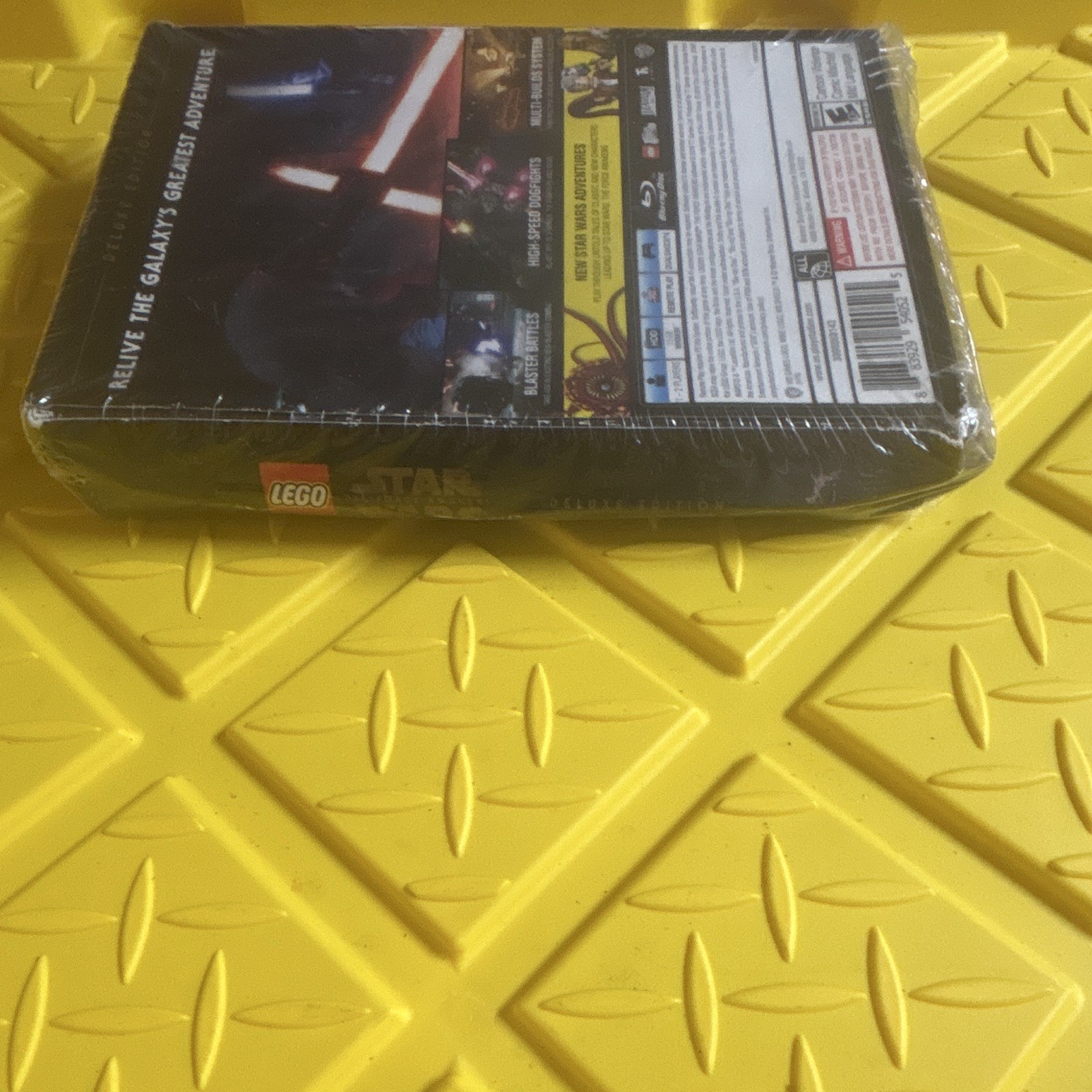 Warner Bros. LEGO Star Wars: The Force Awakens PS4 Deluxe Edition E10+ 2016