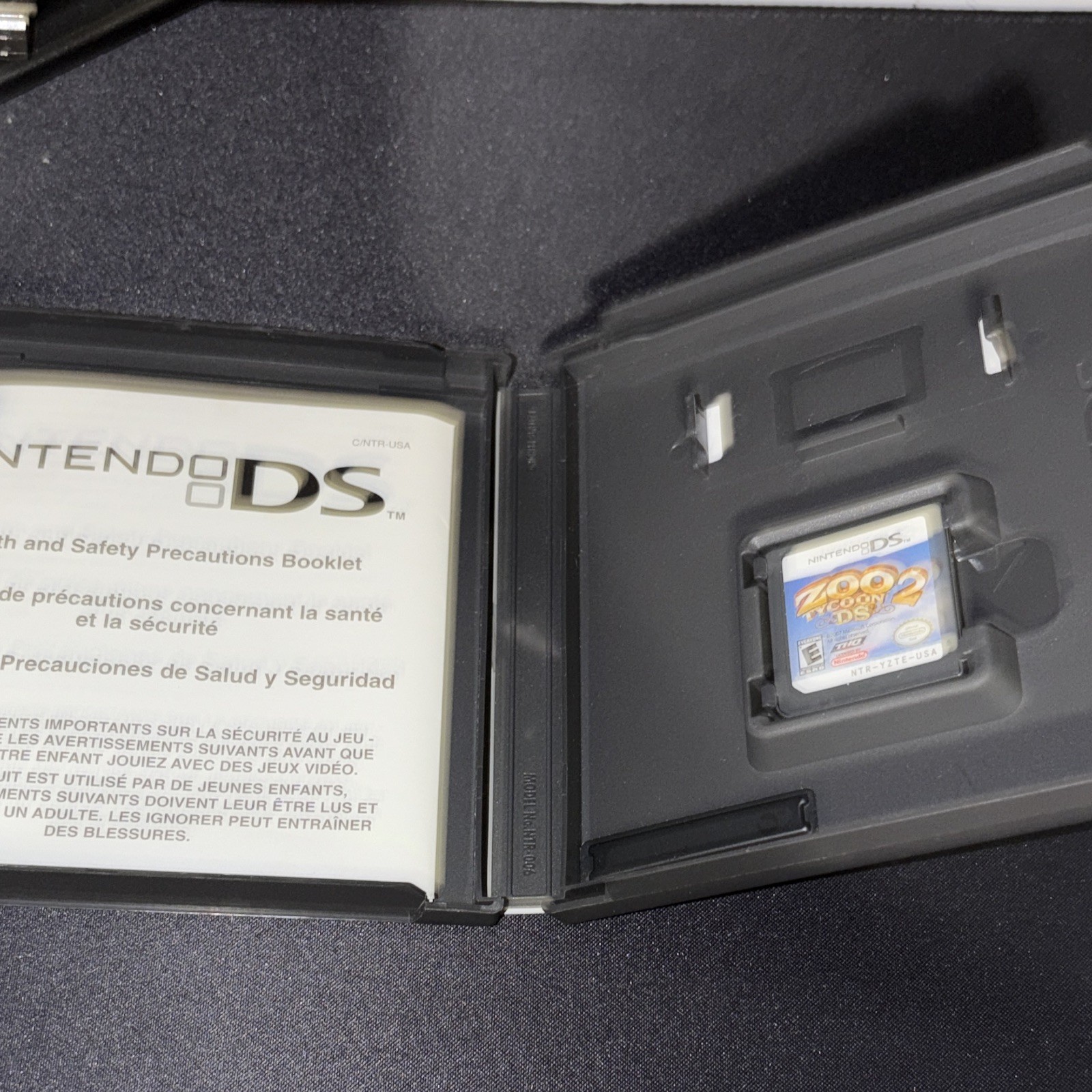 THQ Zoo Tycoon 2 DS (Nintendo DS) Simulation E-Everyone Manual+Case NTSC-U/C