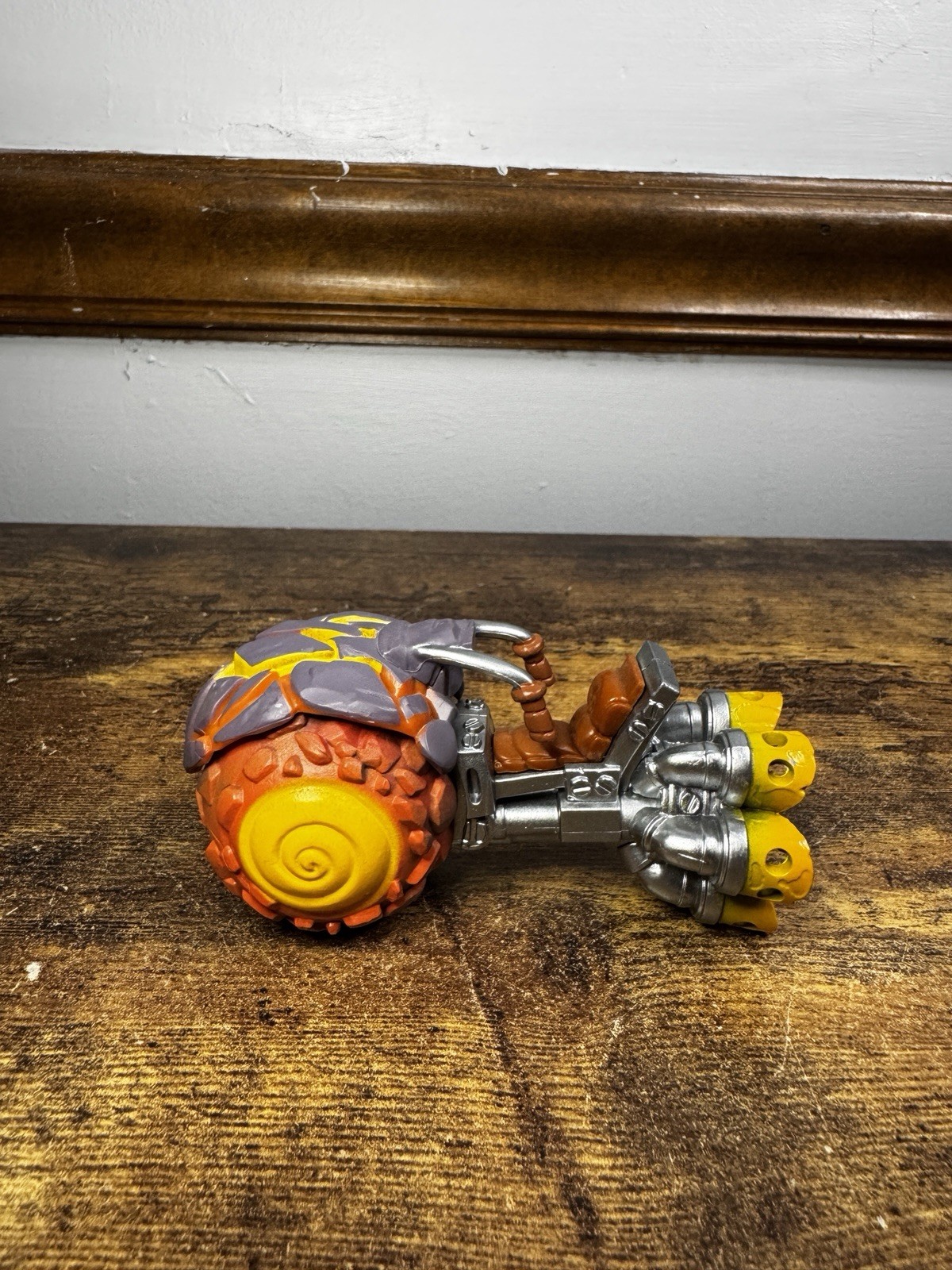 Skylanders SUPERCHARGERS Vehicle: BURN CYCLE (Land Bike)