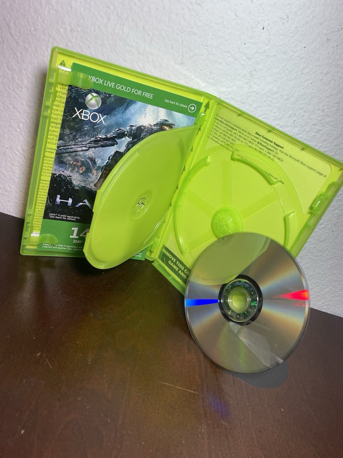 Microsoft Halo 4 Xbox 360 Complete w/ Disc & Case Multiplayer M GUARANTEED