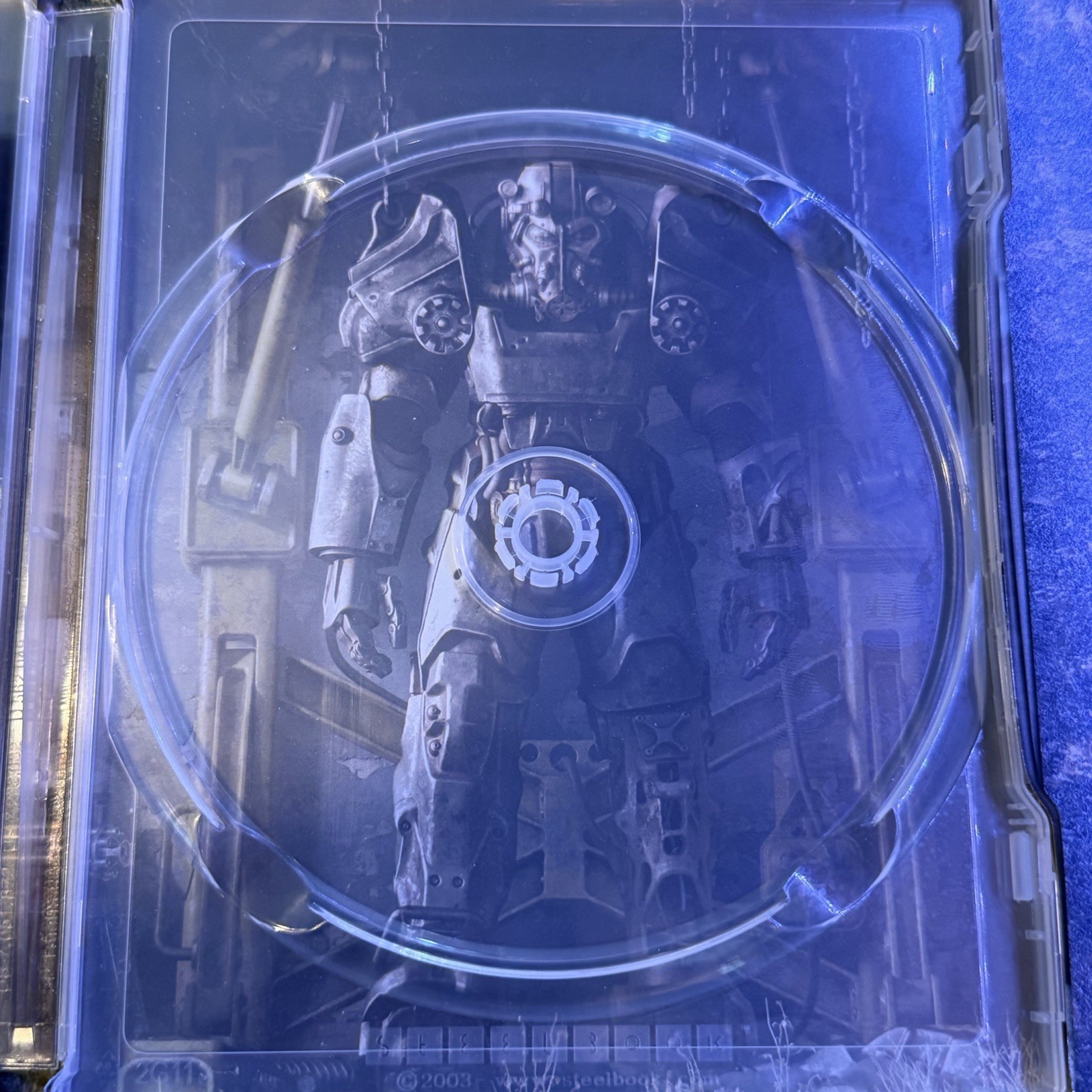 Fallout 4 (Microsoft Xbox One) Collector’s Steelbook Edition No Disc Broken Tab