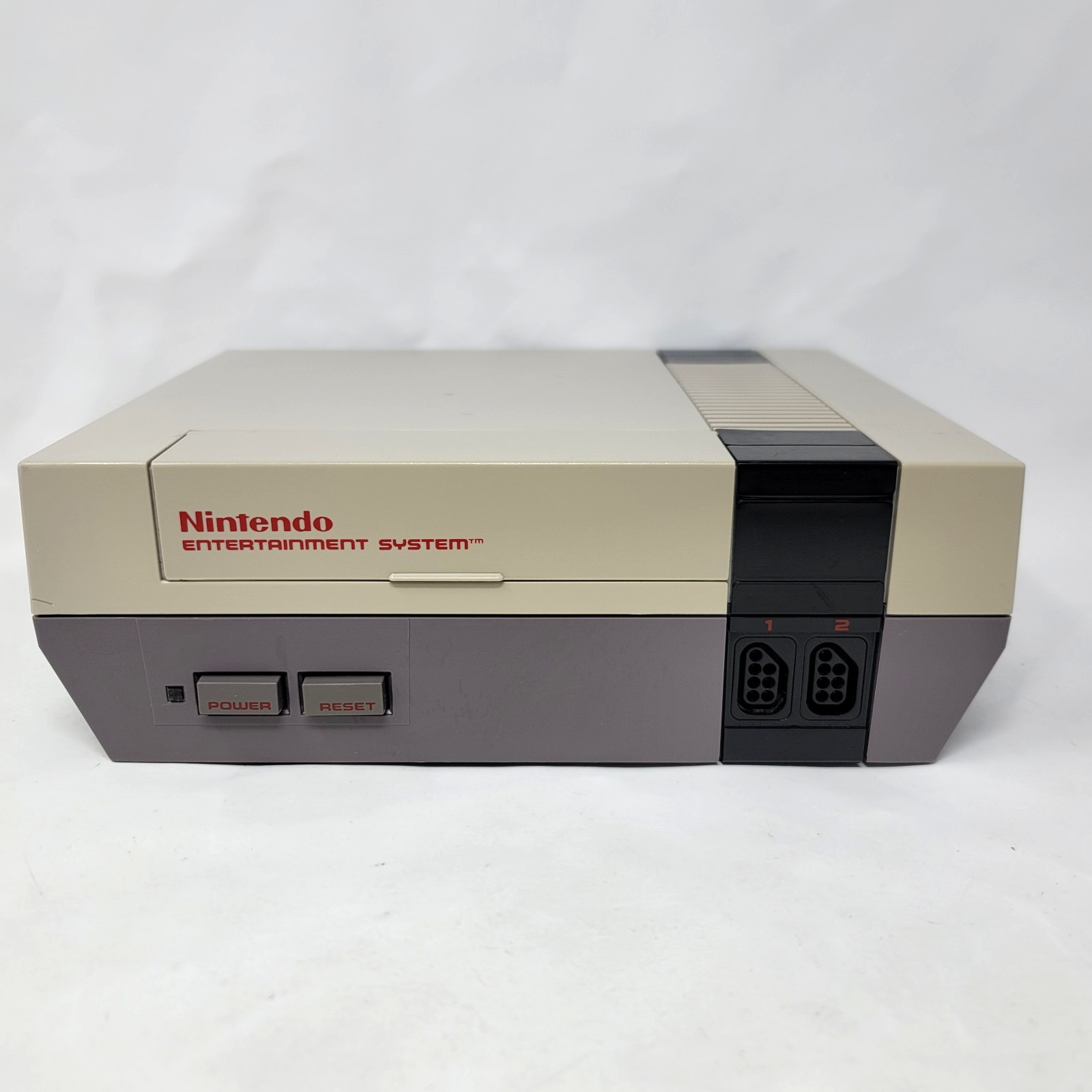 Nintendo NES Console 2 OEM Controllers, Zapper, Mario/Duck Hunt NEW 72 PIN