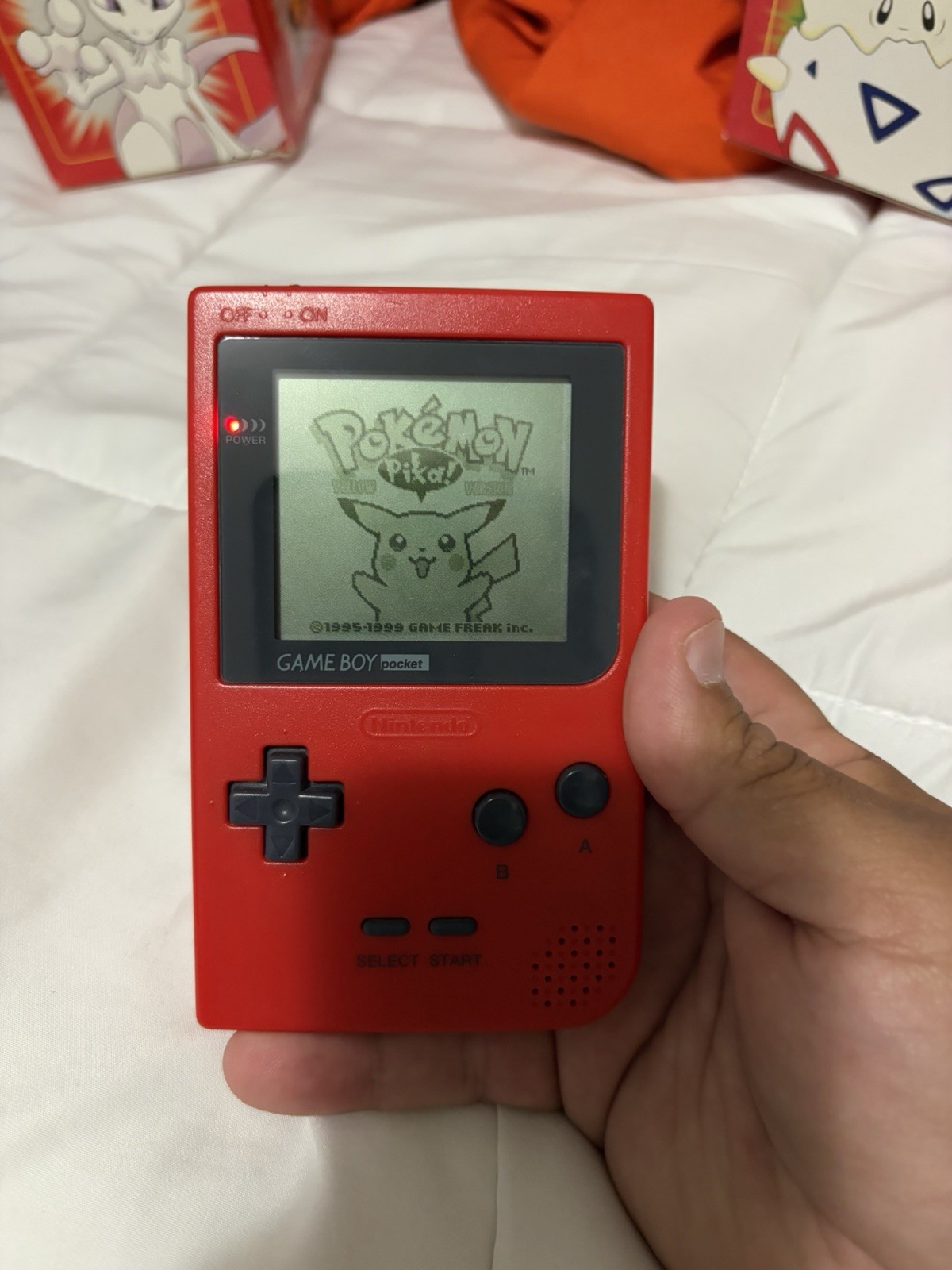 POKEMON: YELLOW VERSION Nintendo Game Boy Tested Authentic COMPLETE WITH BOX