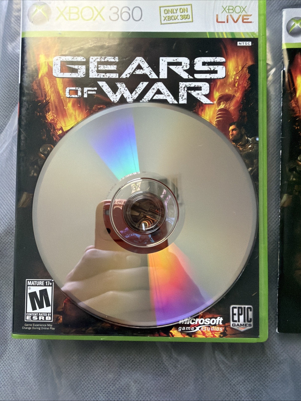 Gears of War (Microsoft Xbox 360, 2006) With Manuals
