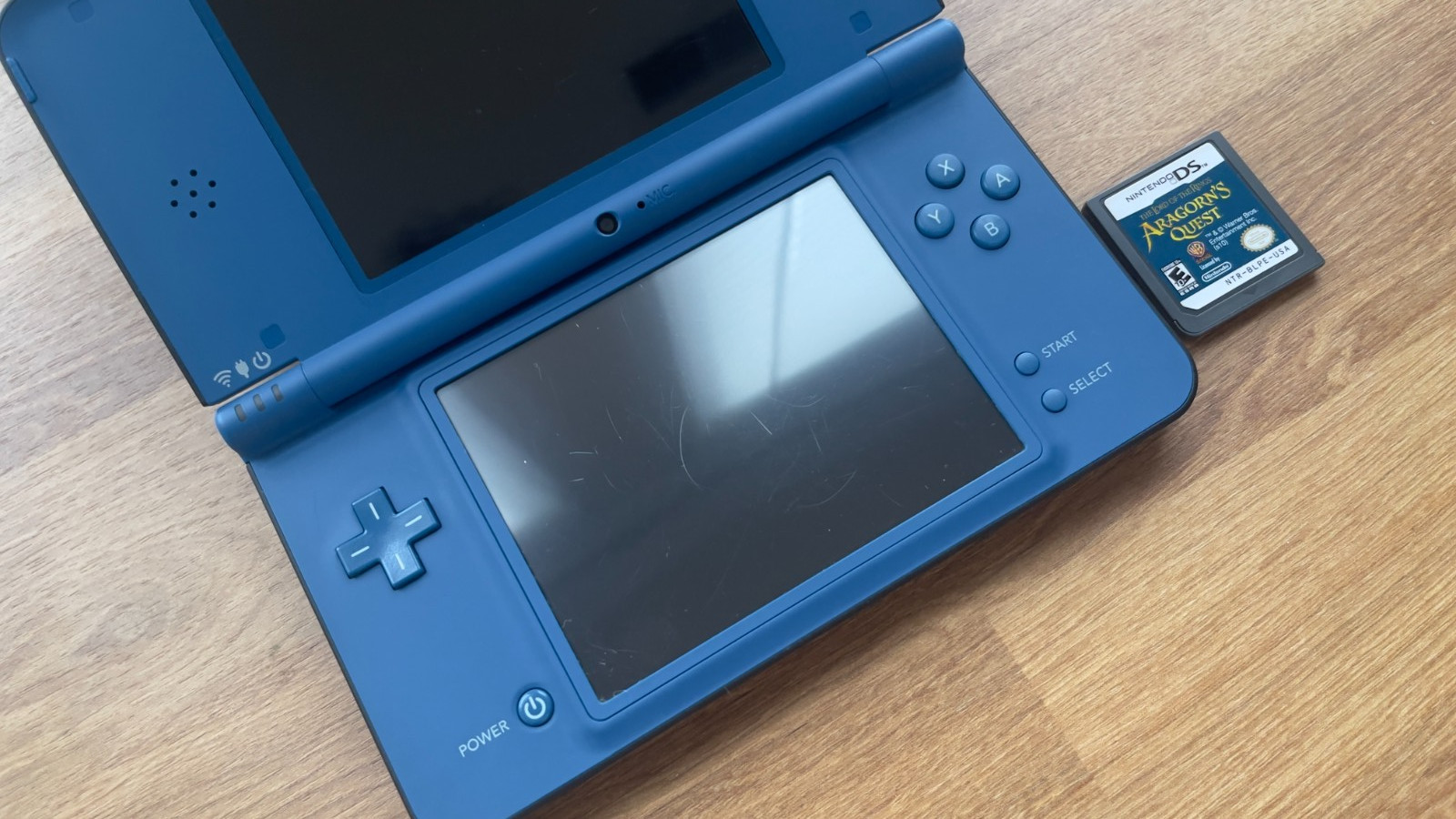 Nintendo DSi XL Blue w/ Nerf Case and LotR – Working *No Charger or Stylus*