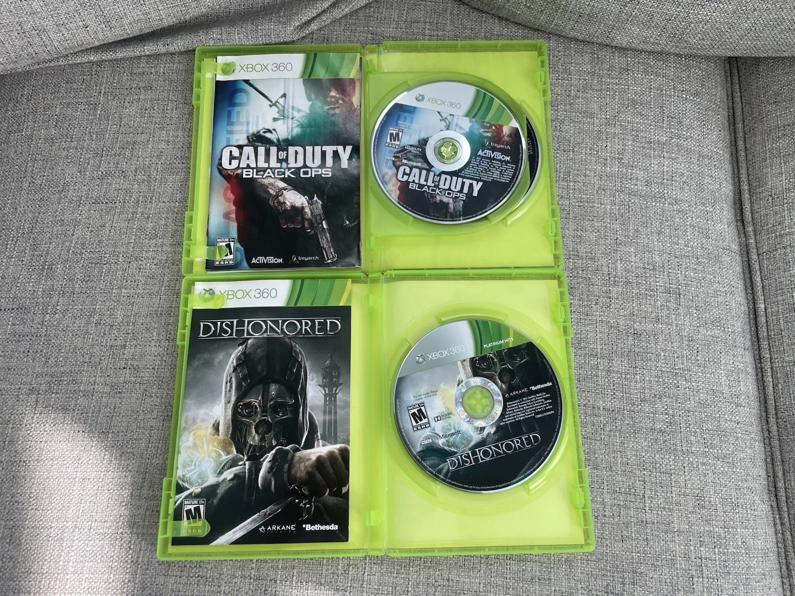 Call of Duty Combo Pack Black Ops 1 & 2, And Dishonored For Xbox 360. Tested