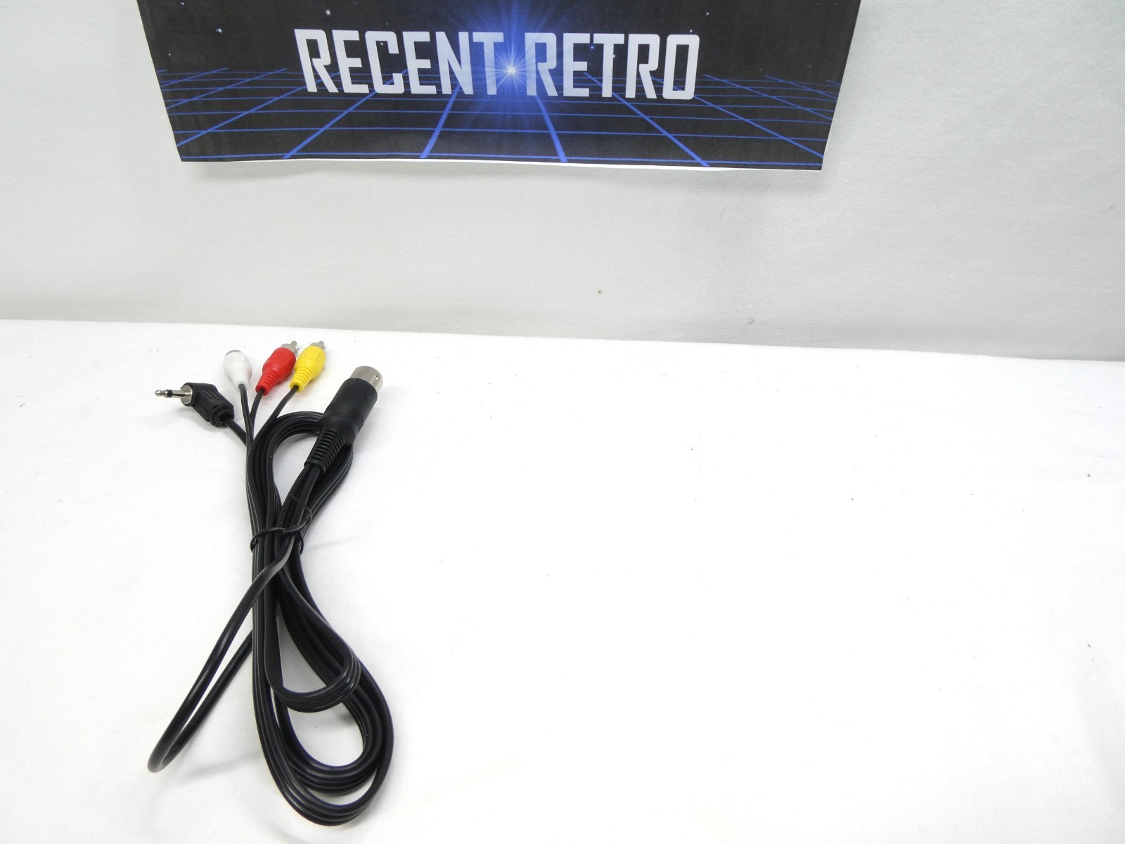 Sega Genesis model 1 av Composite RCA cable STEREO OUT
