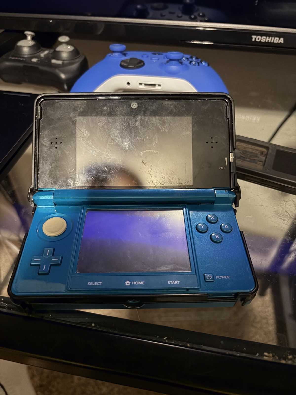 Nintendo 3DS CTR-001 Handheld System Console Aqua Blue Teal and Nintendo games