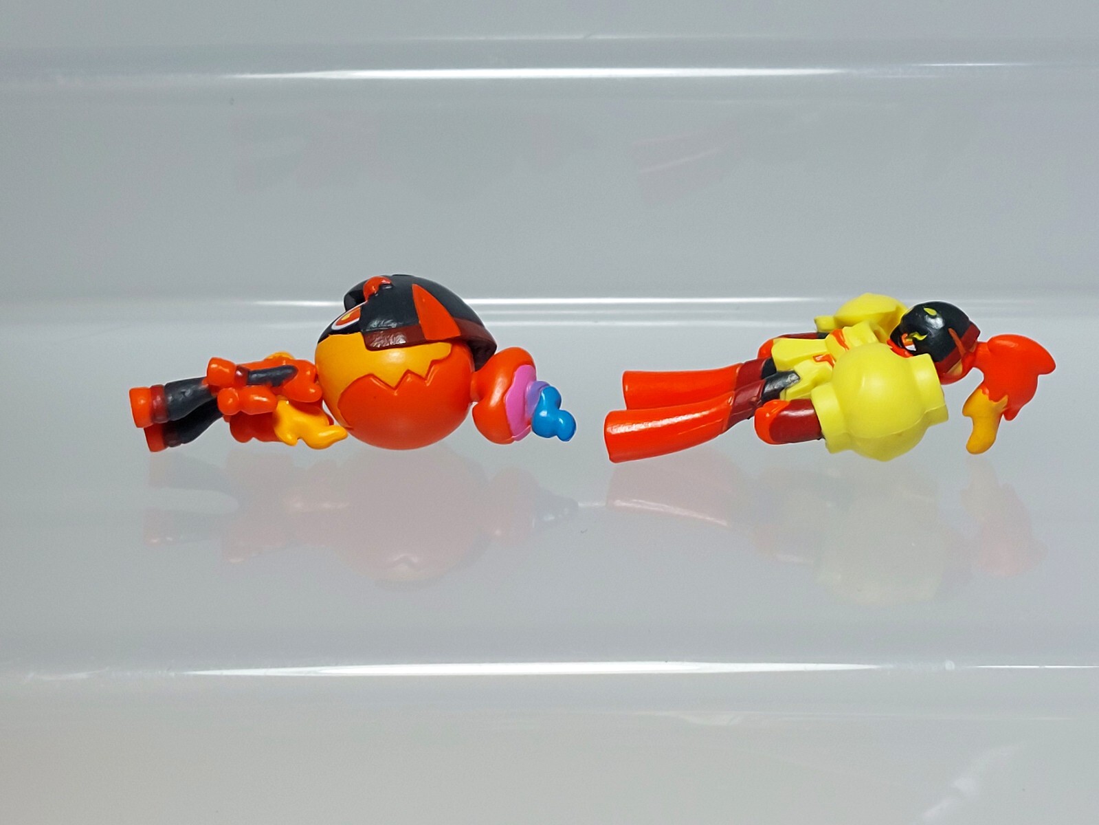 Armarouge Charcadet Pokemon Get Collections Figure T-ARTS Japan T08 1.6-1.7in