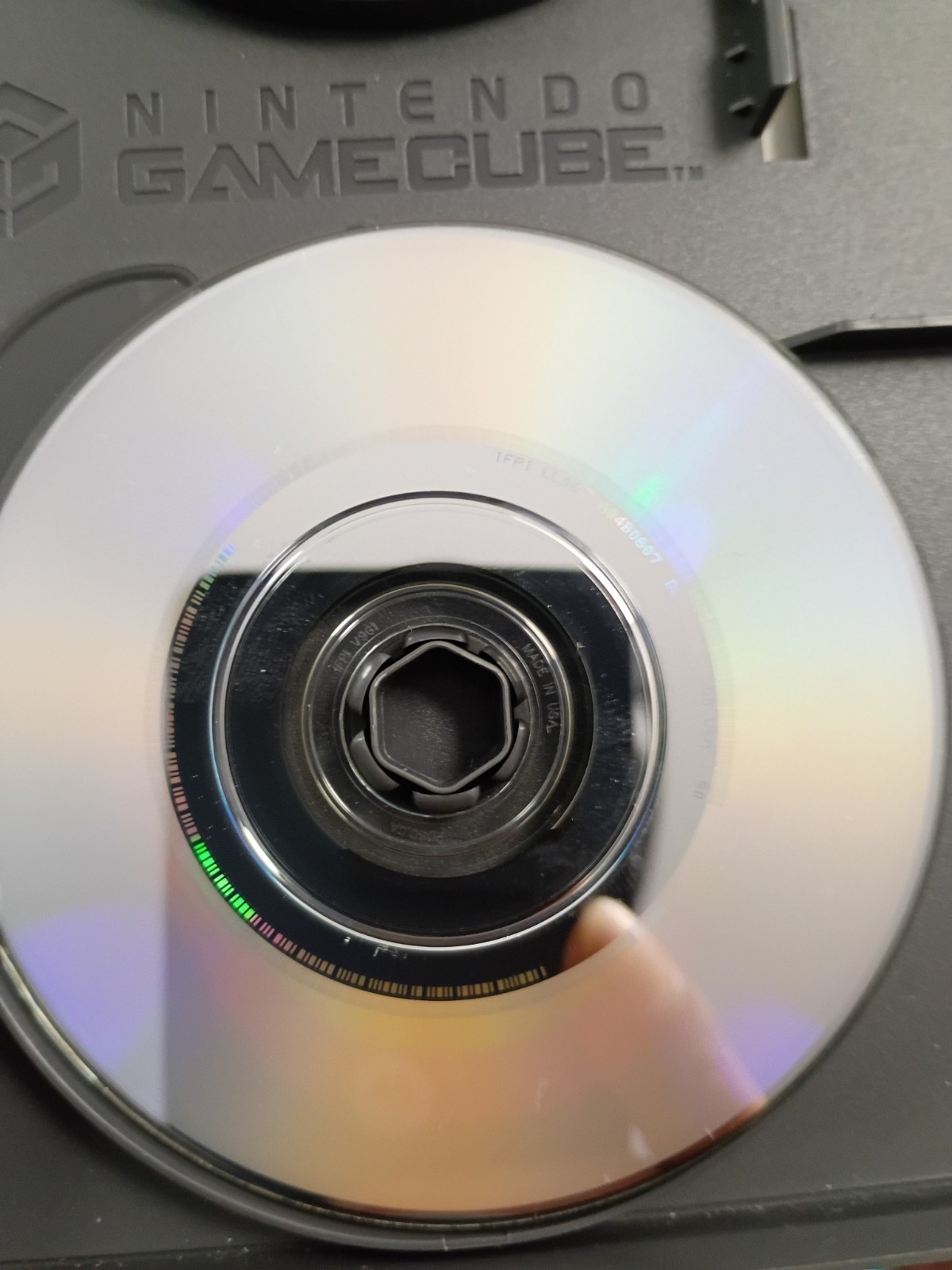 Metal Gear Solid: The Twin Snakes GameCube 2004 Complete