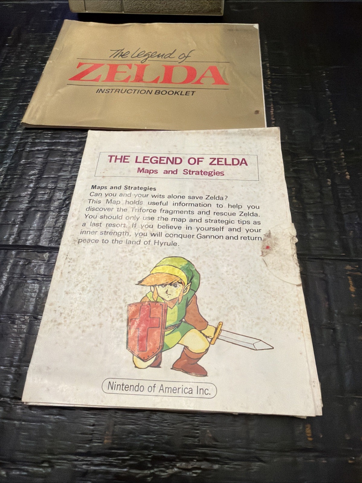 The Legend of Zelda (Nintendo NES 1987) – Manual & Map w/ Sleeve