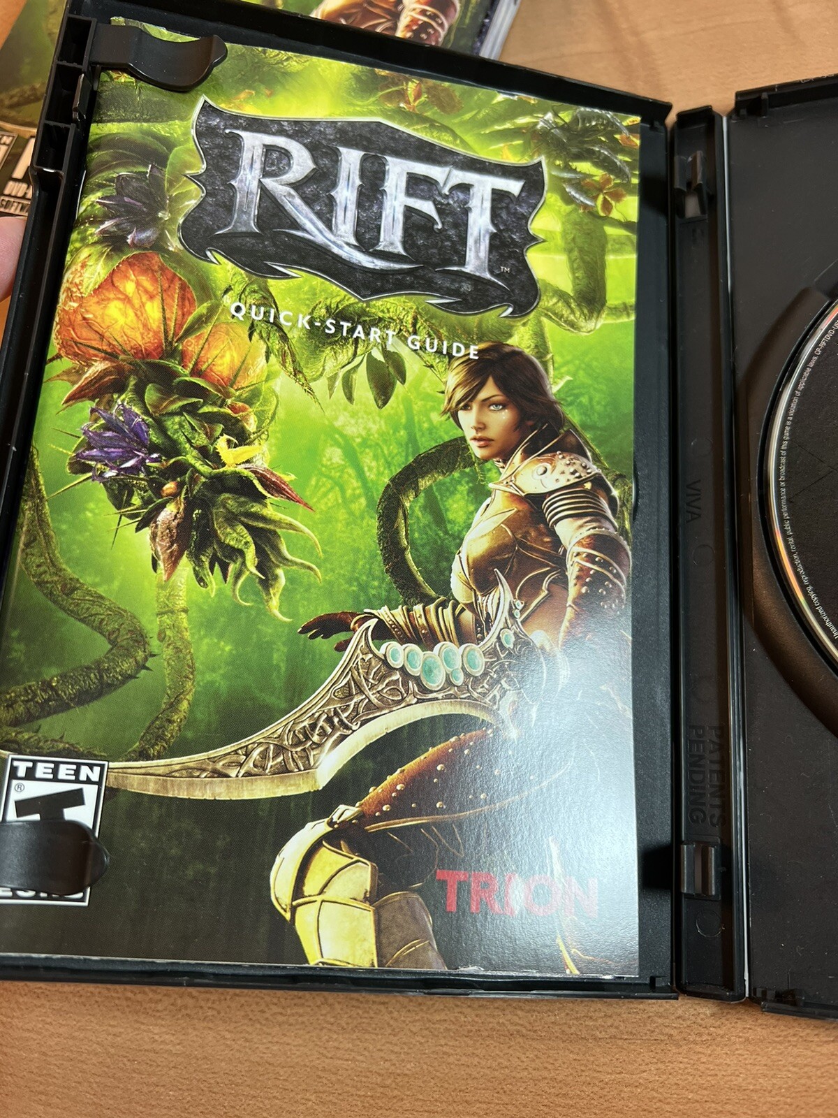 NEW Rift (PC, 2011) w/ Slipcover Fantasy MMORPG Windows Video Game, Manual