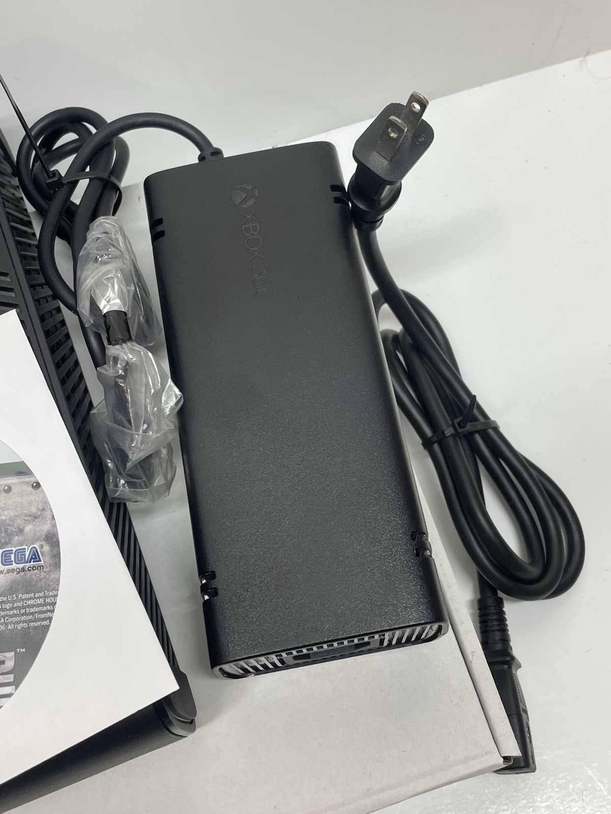 Microsoft Xbox 360 E Console 500GB Black Model 1538 Controller Cables TESTED