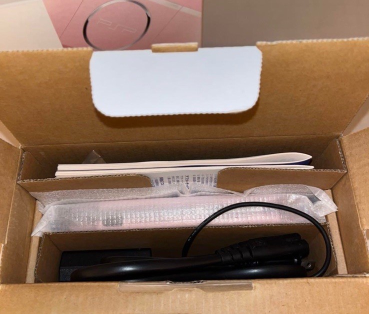 Sony PSP-3000 PSP 3000 Console Pink Region Free w/adapter – Excellent