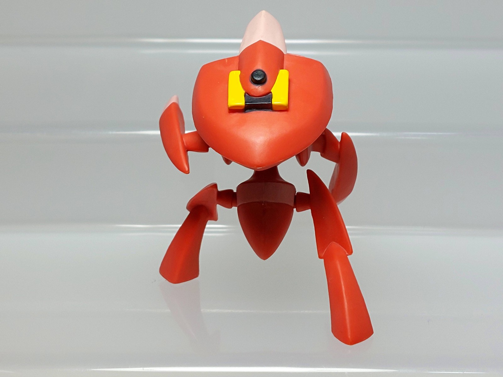 Shiny Red Genesect Pokemon Moncolle Monster Collection Figure Tomy E01 2.4in