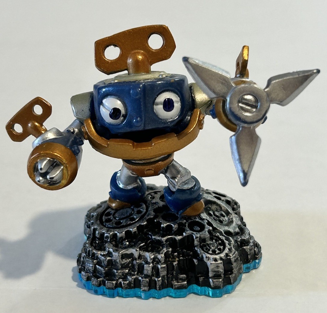 Skylanders Mixed Lot Of 17: Vehicles & Figures See Photos