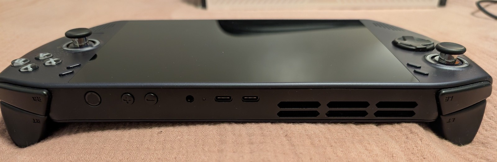 Lenovo Legion Go S Handheld | Z2 Edition w/ SteamOS | 16gb RAM 512GB Storage
