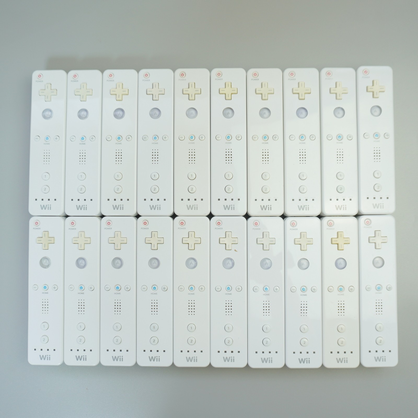Lot of 20 Nintendo Wii Remote Controller Original Geniue Authentic [Very Good ]