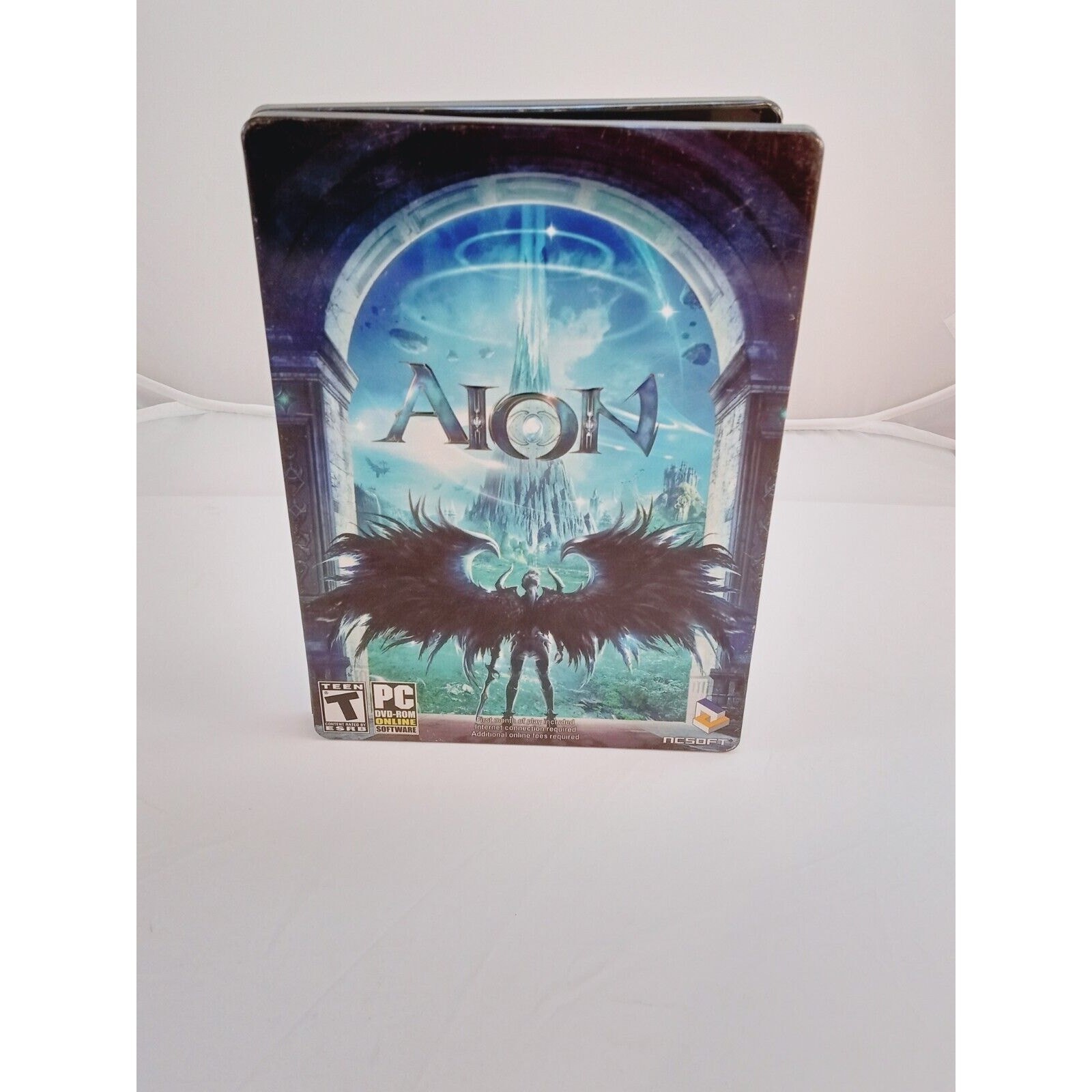 Aion Limited Collector’s Edition – PC Game – Tin Metal Case and Disc – Complete