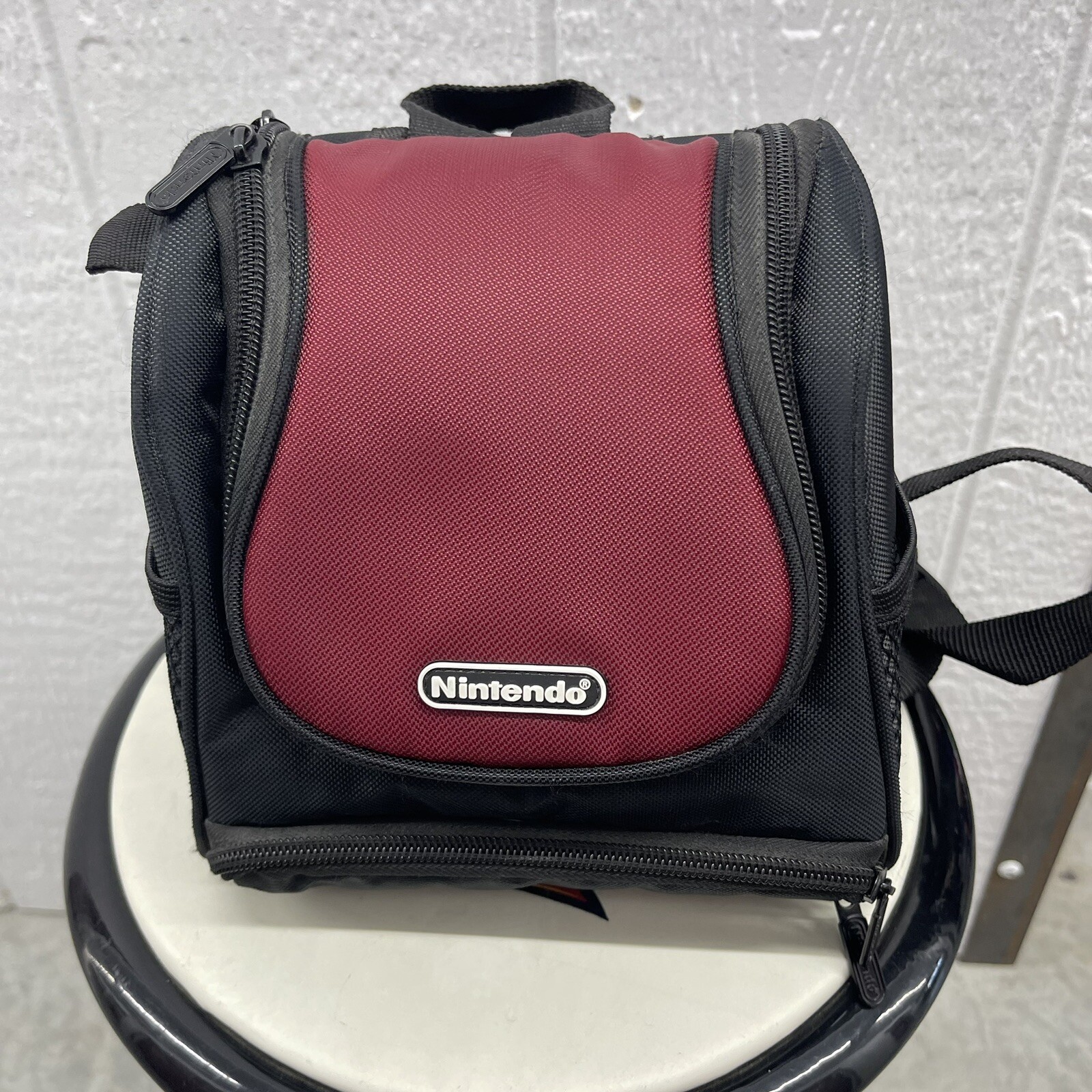 Nintendo Mini Backpack Gameboy/DS 2DS 3DS Black Red Carrying Travel Case Used