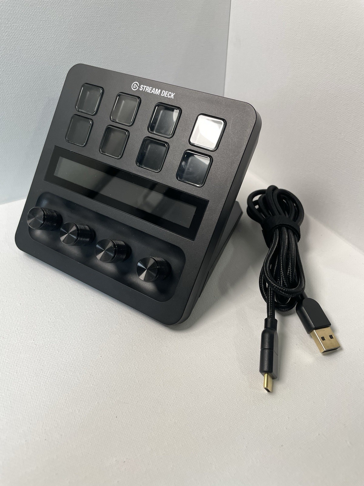 Elgato – 8-Key Stream Deck + Studio Controller – Black