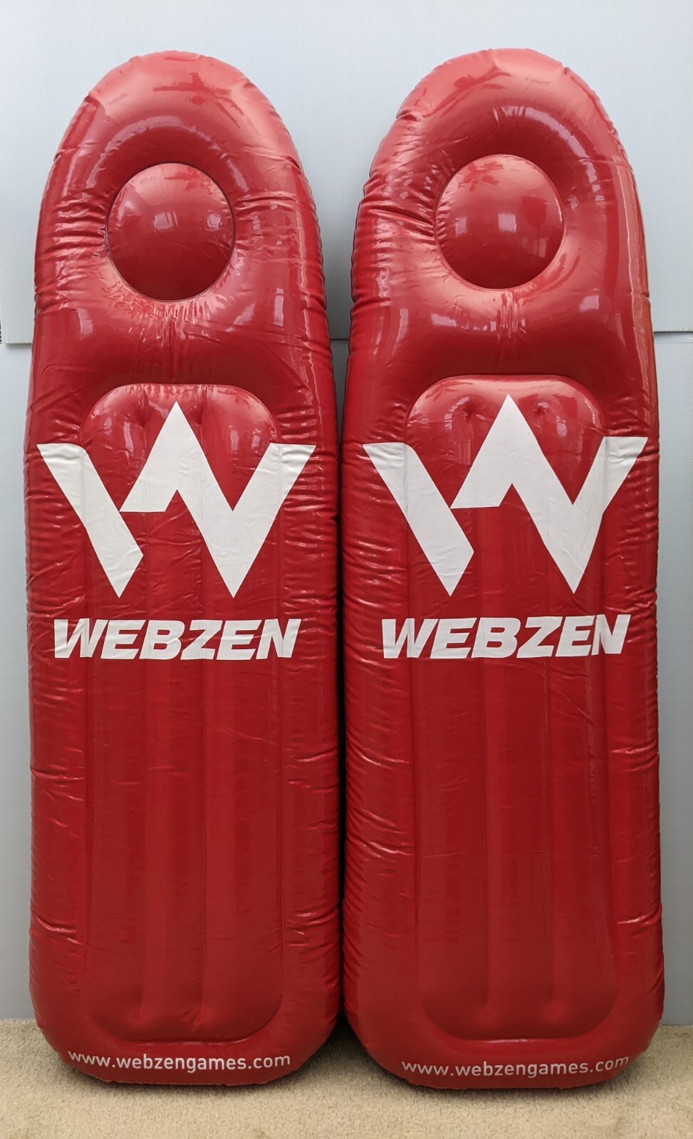 Webzen E3 2006: Pair of Promo Pool Inflatable Single Person Rafts With Strap