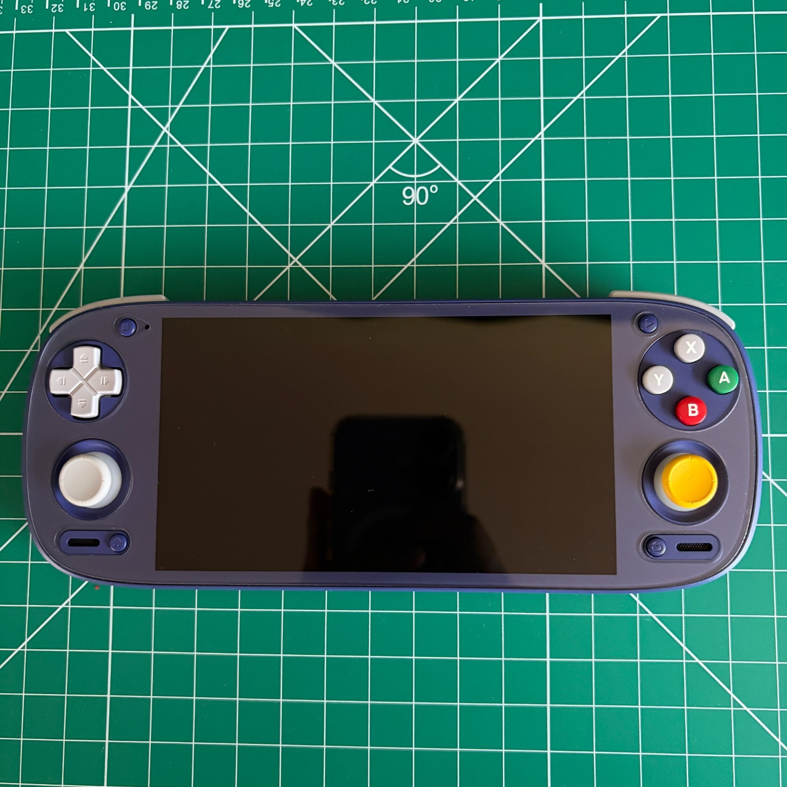Retroid Pocket 5 128GB Purple Handheld Console with 2 Grips
