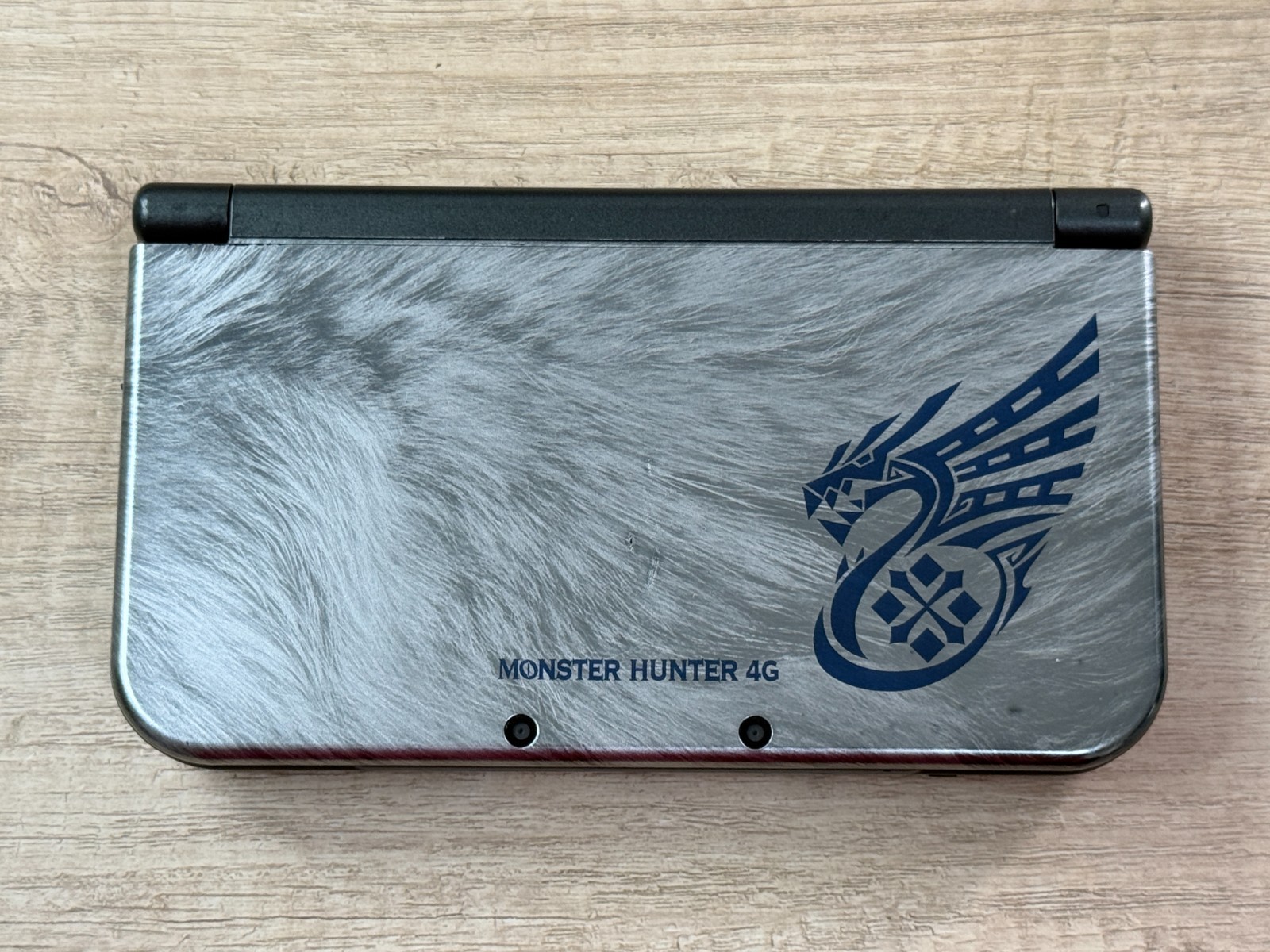 RANK B+ IPS Nintendo New 3DS XL Monster Hunter 4G Console IPS Screen TOP D1837