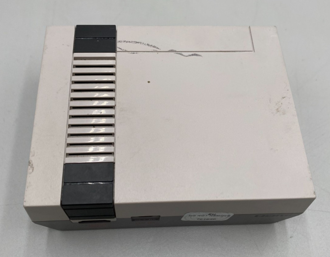 Nintendo MOD CLV-001 Gaming Console ONLY Fair