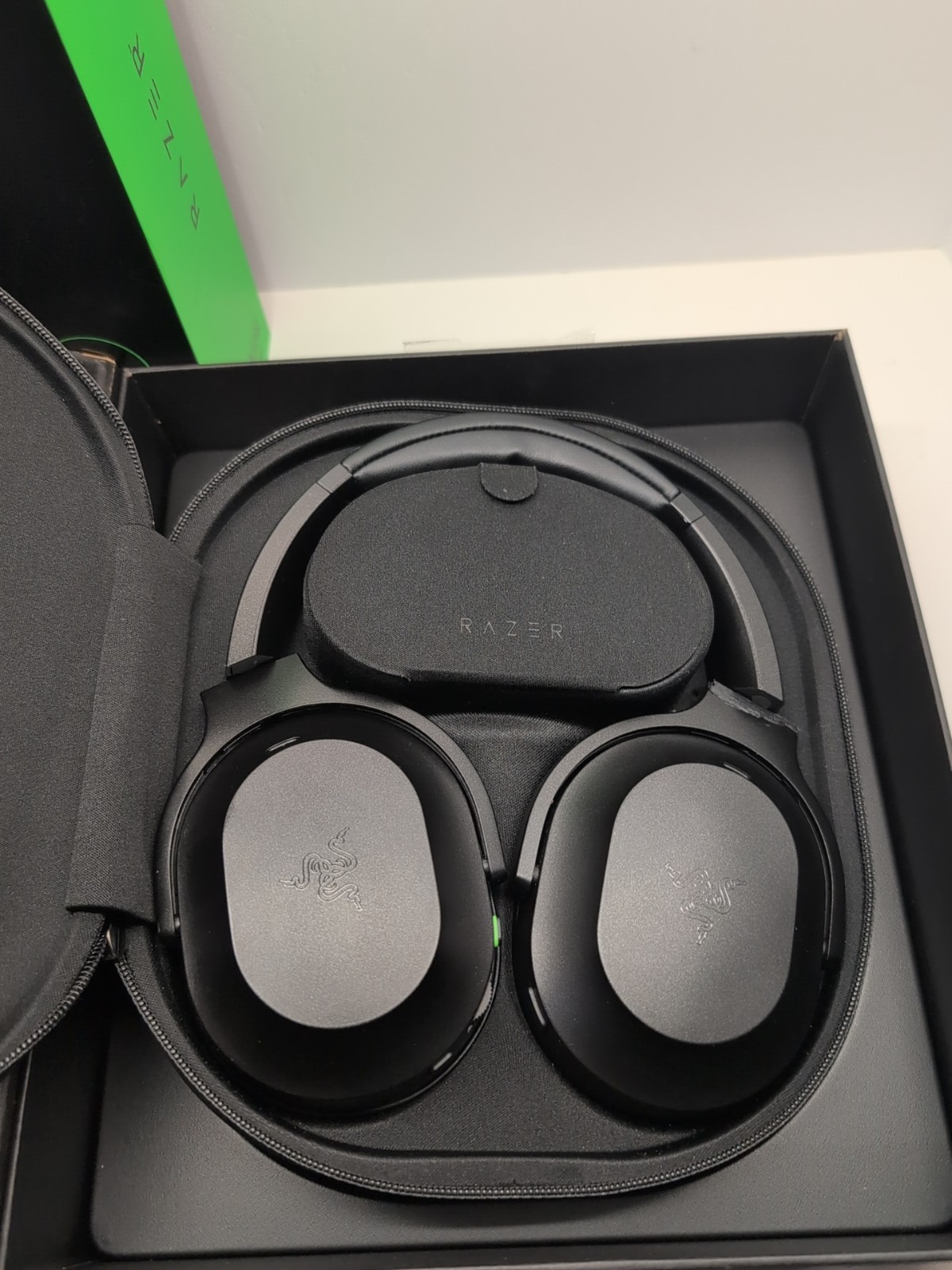 Razer Barracuda Pro Wireless Gaming Headset for PC/Console Hybrid ANC W/ Box #2