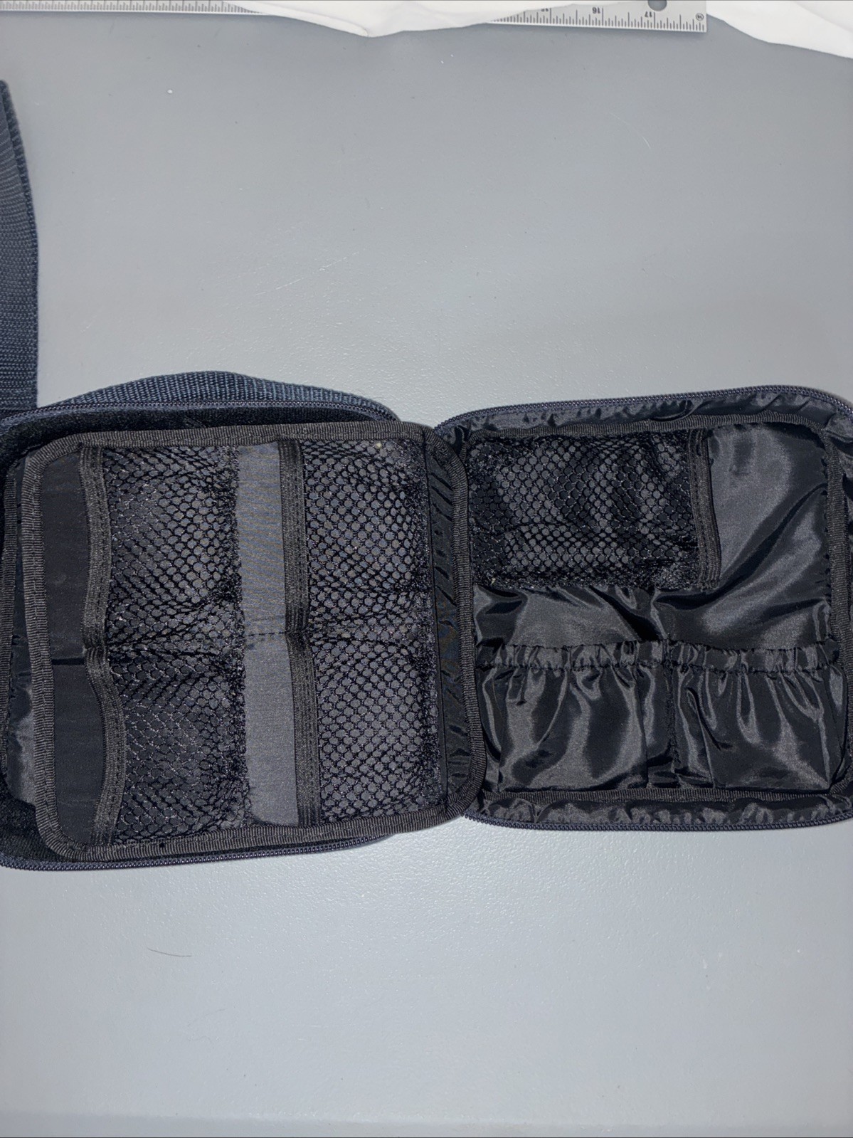 Vintage Mad Catz Carrying Case for Nintendo Gameboy Color Travel Bag Pouch Only