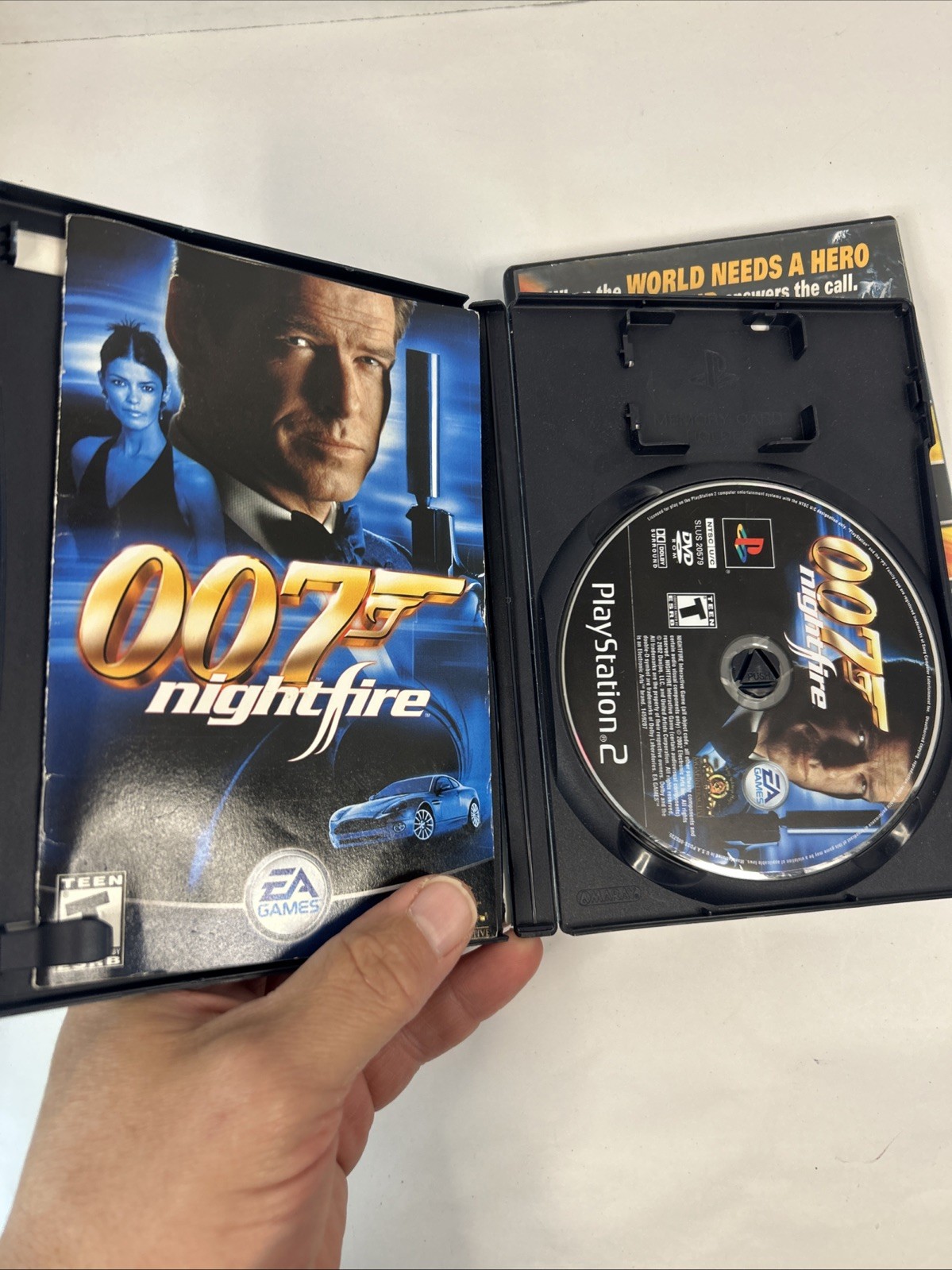 JAMES BOND 007 bundle. Nightfire and Agent Under Fire Playstation 2 READ Scratch