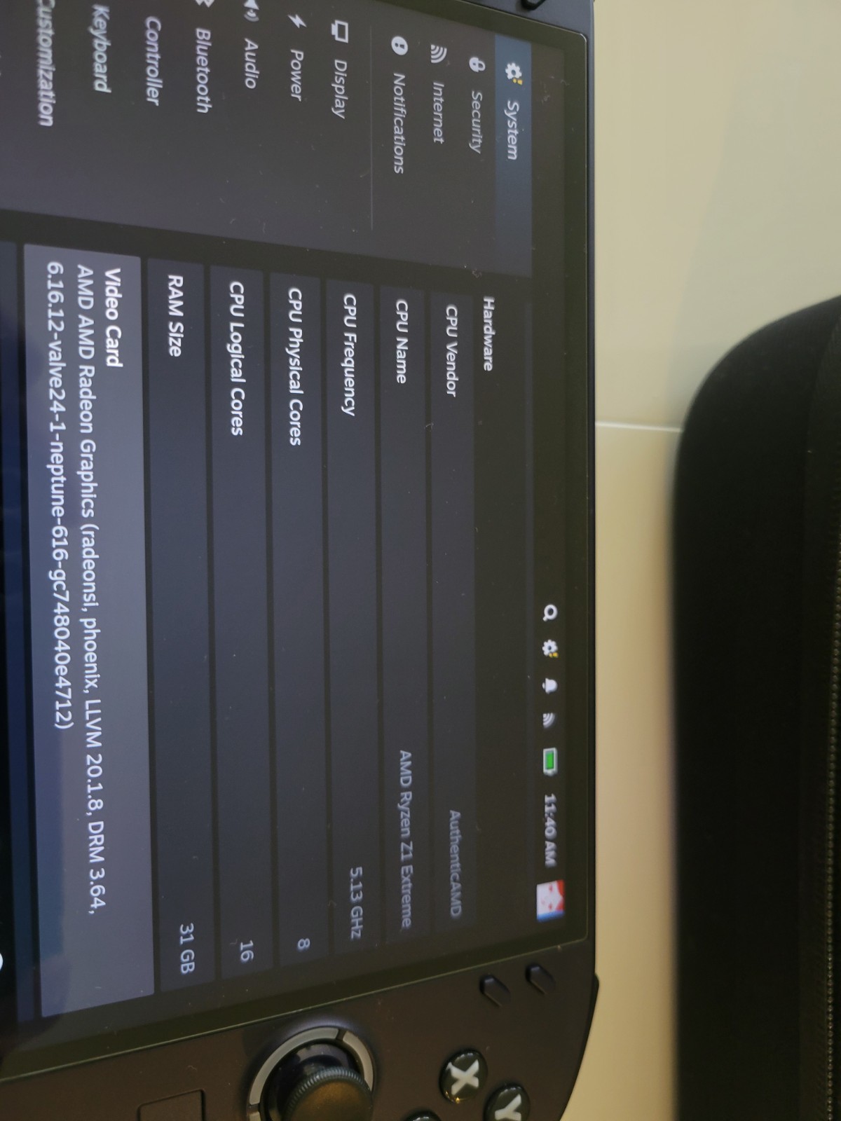 Lenovo Legion Go S Z1 Extreme 32GB ram SteamOS 1TB w/ carrying case