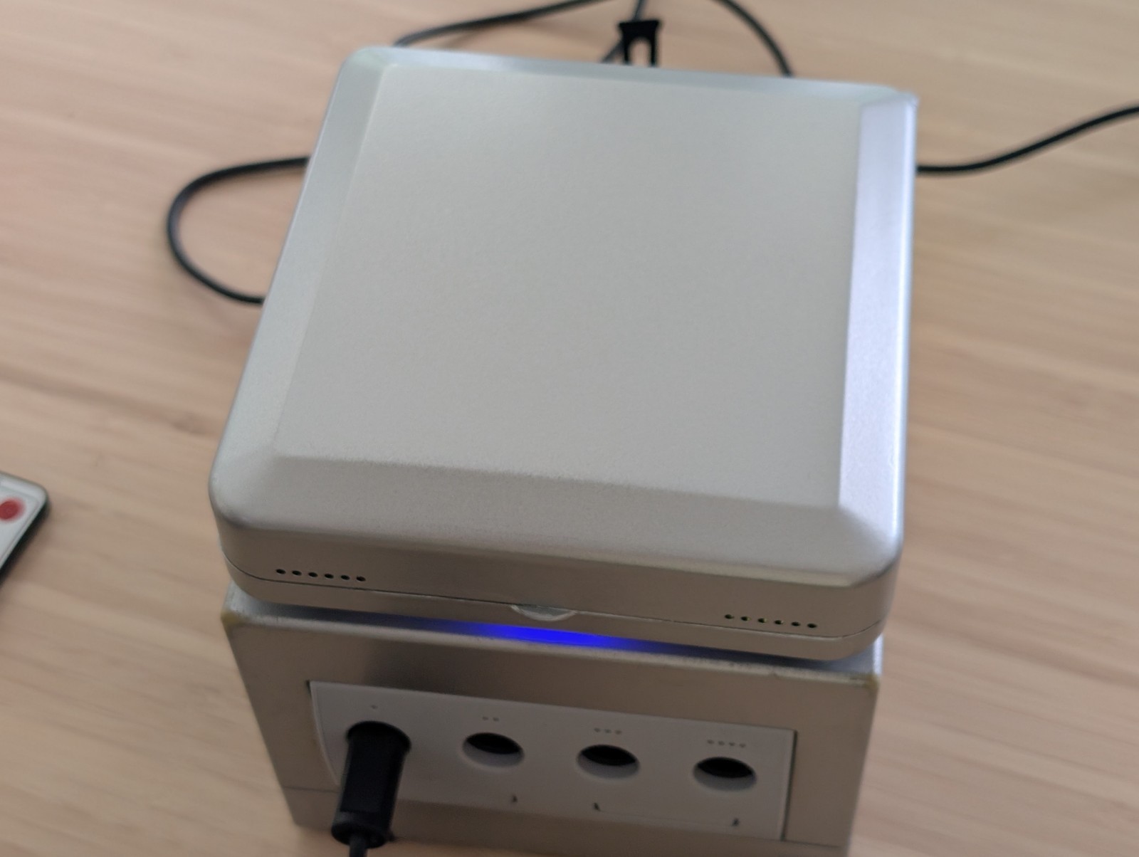 GameCube Intec Screen Silver – New Screen – 640×480 – Totally Remade